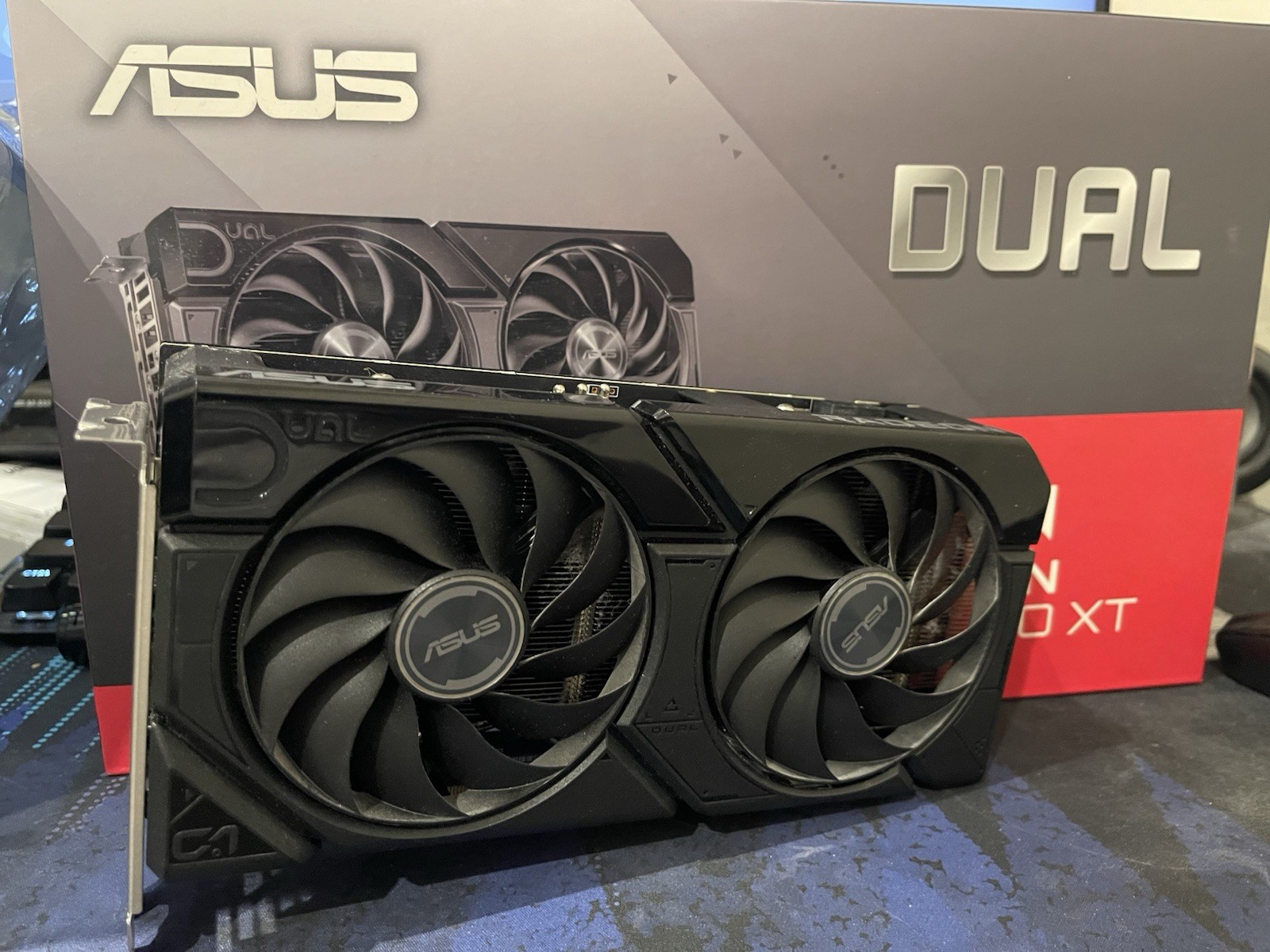 ASUS Dual AMD Radeon RX 7600 XT OC Edition Graphics Card HDMI DisplayPort