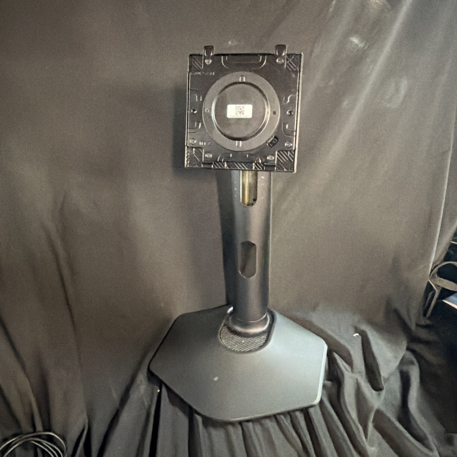 Alienware AW2725DF Monitor Stand - Original - Stand Only - Tilt, Swivel, Pivot