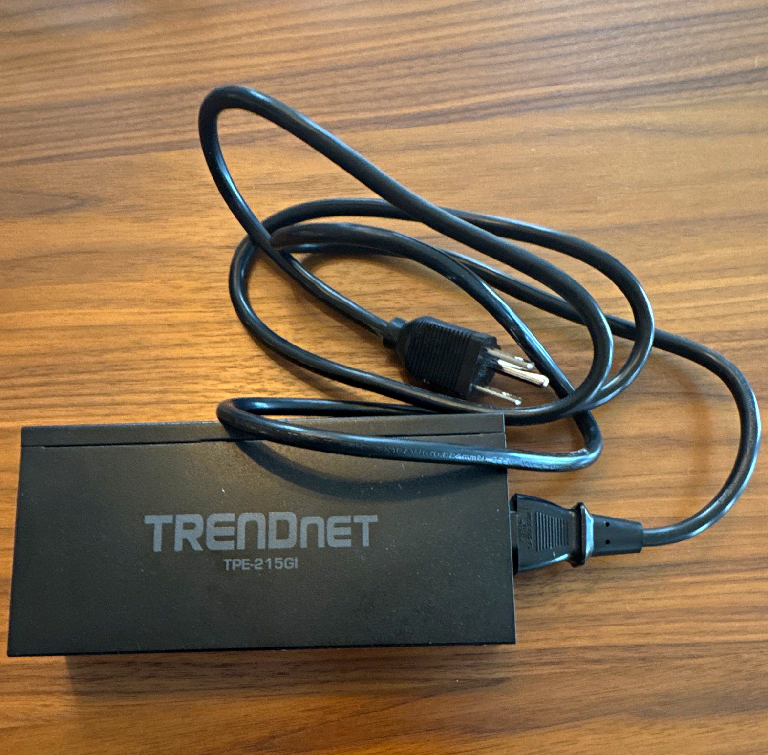 TRENDnet TPE-215GI 2.5G PoE+ Injector Powered Black RJ-45 Ethernet