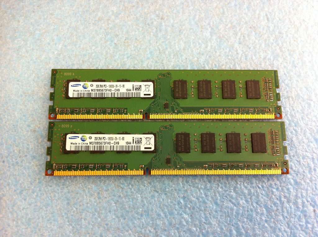 4GB (2x2GB) Samsung M378B5673FH0-CH9 PC3-10600U DDR3 RAM Memory -Tested