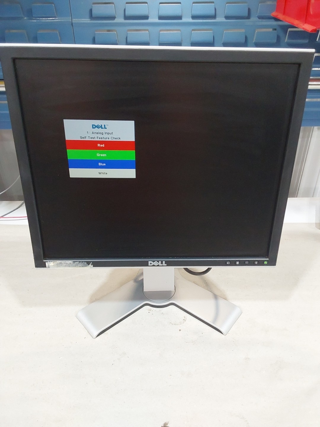 Dell 1907FPT Flat Panel with stand 19" Tested