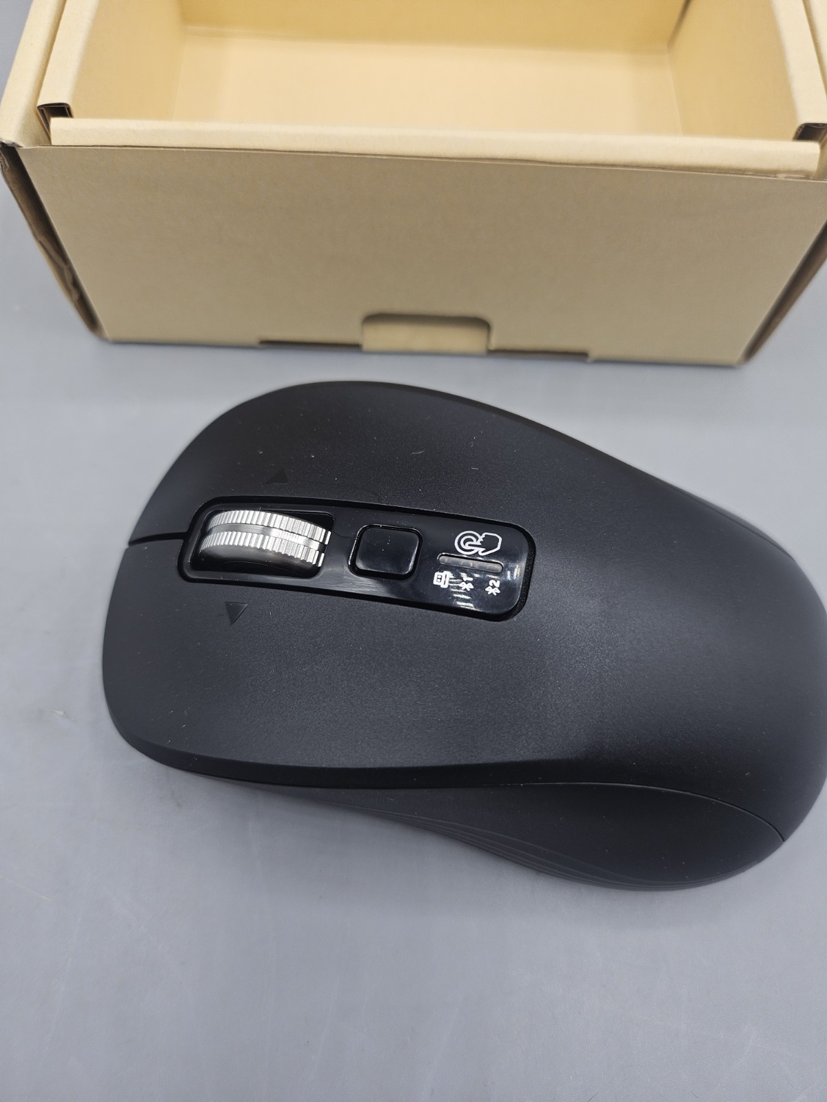 Universal Multi-Device Bluetooth Mouse 