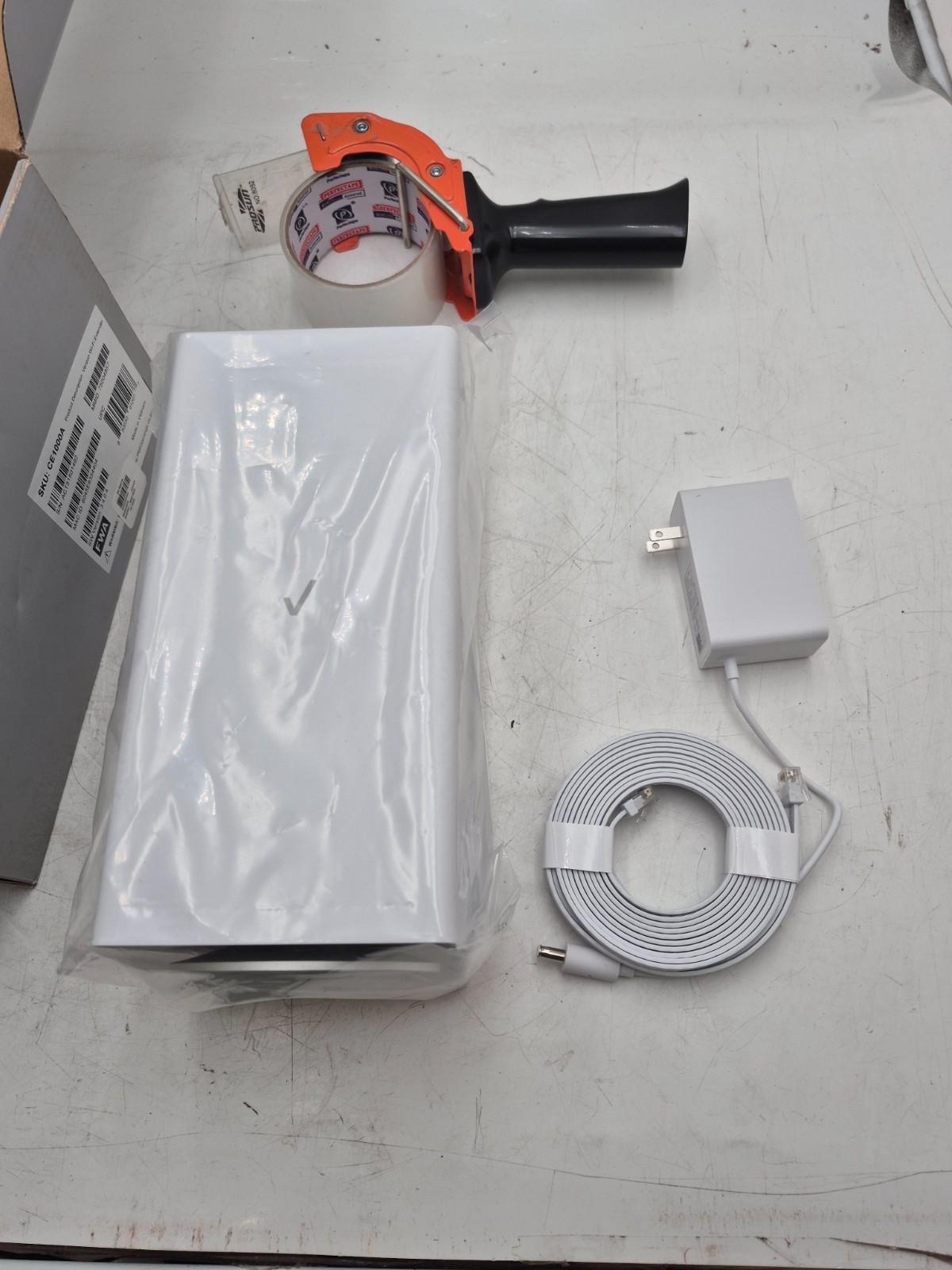 BRAND NEW SEALED Verizon CE1000A Wi-Fi Extender
