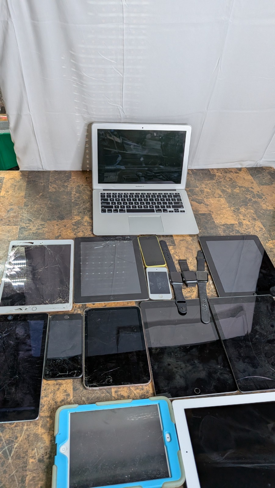 Huge Apple Devices Lot Of 17 For Parts - Apple Watches iPads Iphones MacBook Etc