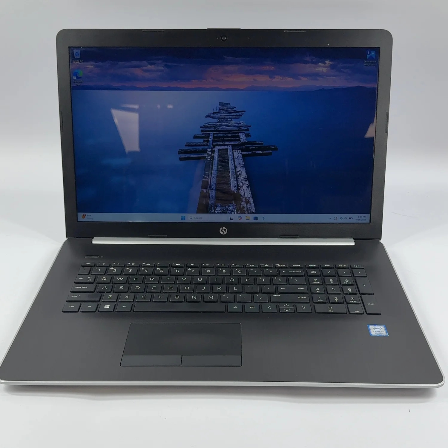 HP Laptop 17-BY1071CL 17" i7-8565U 1.8GHz 8GB RAM 1TB HDD Loose Hinge