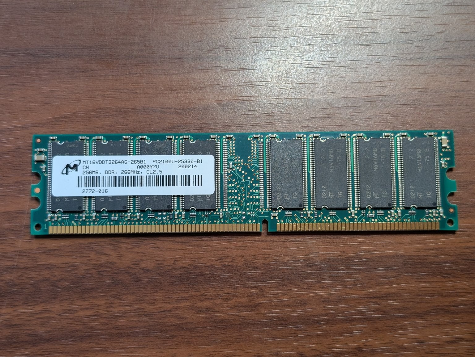 Micron MT16VDDT3264AG-265B1 256MB DDR PC2100U 266MHz CL2.5 RAM