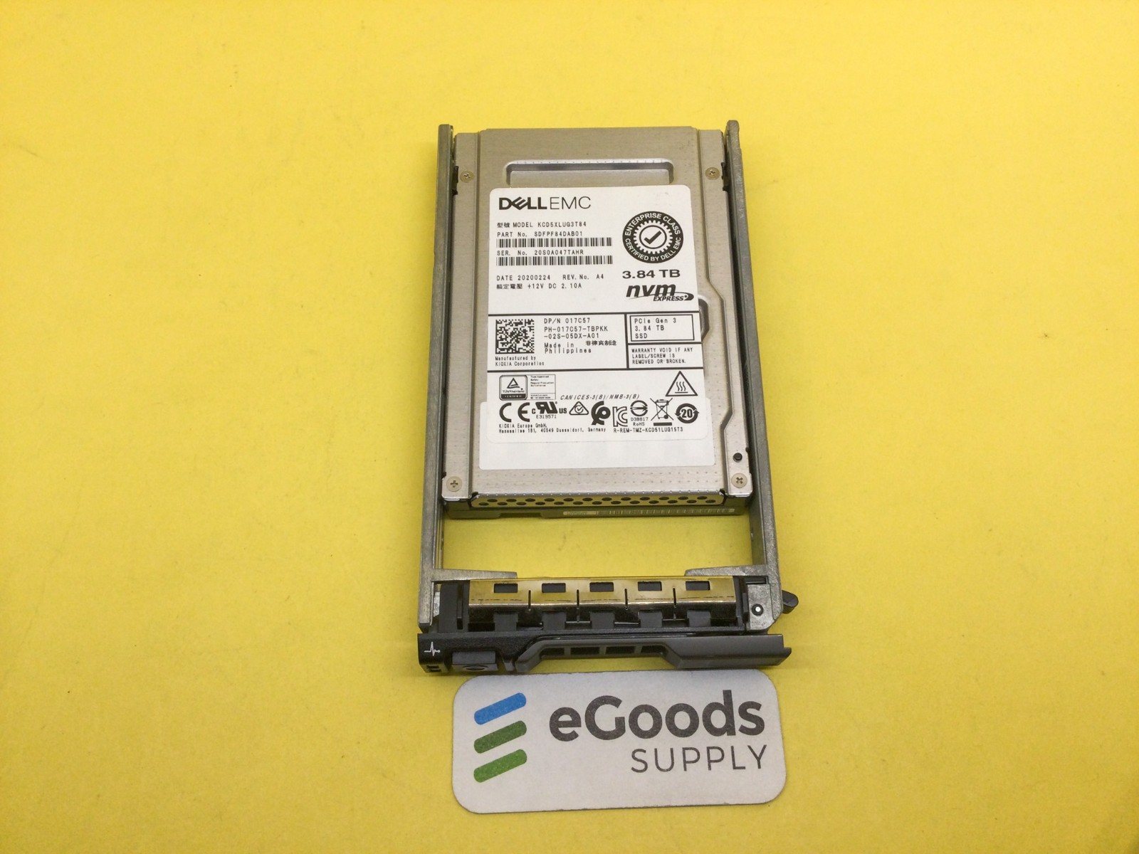 17C57 Dell 3.84TB PCIe NVMe Read Intensive U.2 2.5in SSD 017C57 KCD5XLUG3T84