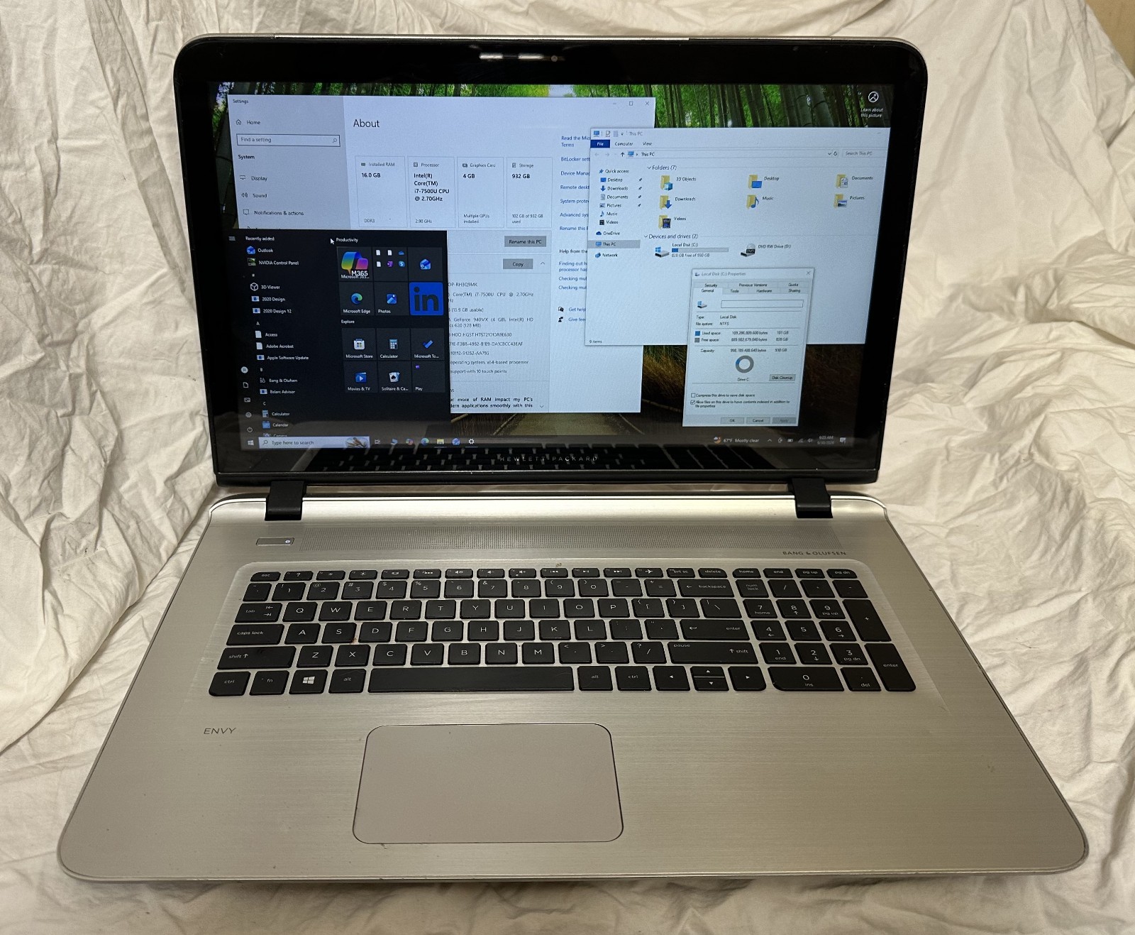 HP ENVY i7-75000U 17" TOUCH 932GB, 16GB W10,  no power adapter,