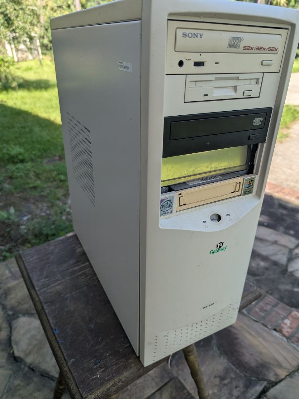 Gateway GP6-450 Pentium II Desktop Tower PC Windows 98 Vintage TC