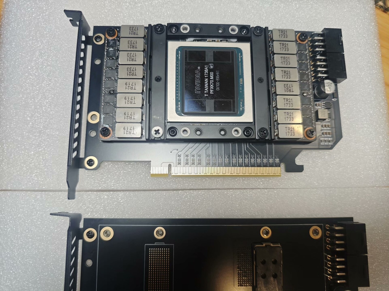 NVIDIA Tesla V100 SXM2 16GB HBM2 GPU / SXM2‑to‑PCIe Adapter Board AI Computing 