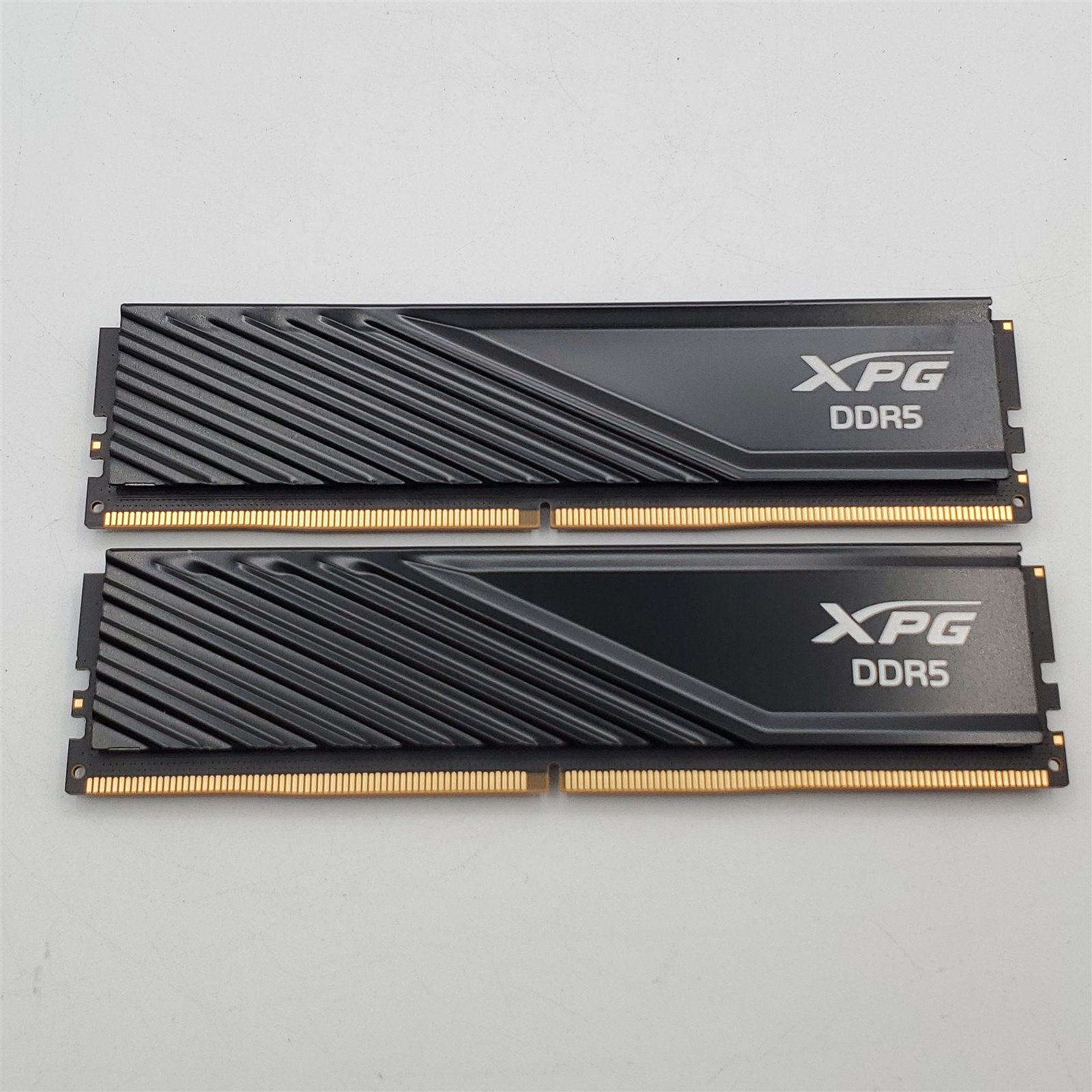 XPG Lancer Blade 32GB 2x16GB DDR5 5600MT/s Desktop Memory AX5U5600C4616G