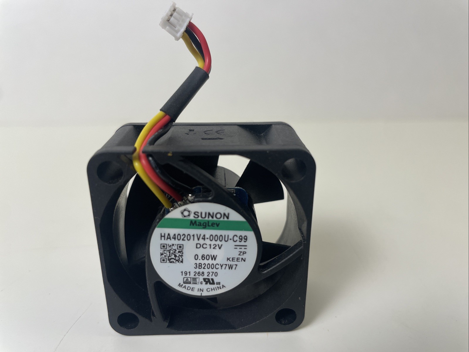Sunon MagLev HA40201V4-000U-C99 40mm 12V DC Cooling Fan Tested – Quiet Operation