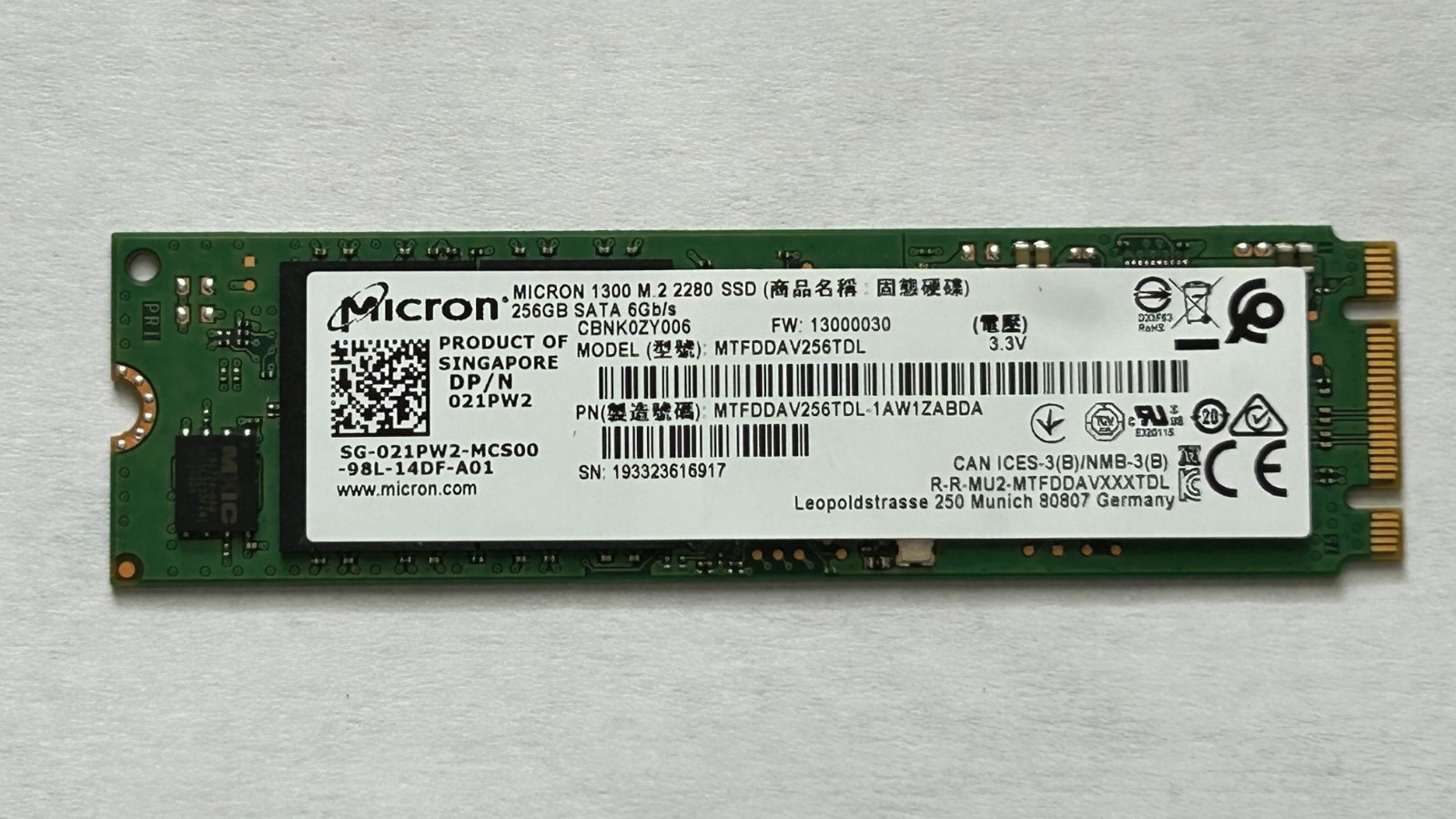 Micron 1300 256 GB SATA M.2 2280 SSD DRIVE