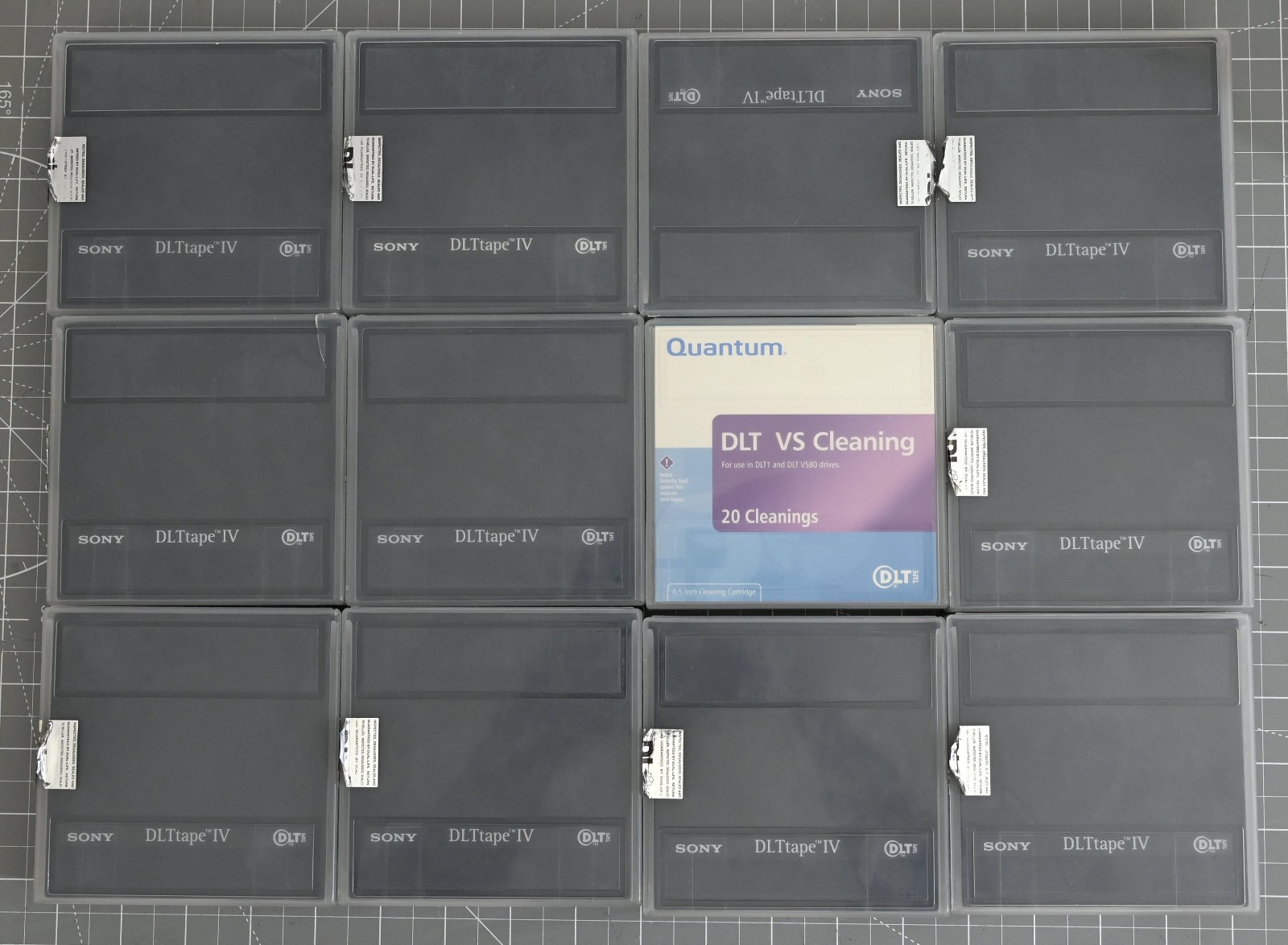 11 Sony DLTtape IV tapes plus Quantum DLT VS Cleaning cart - UNTESTED