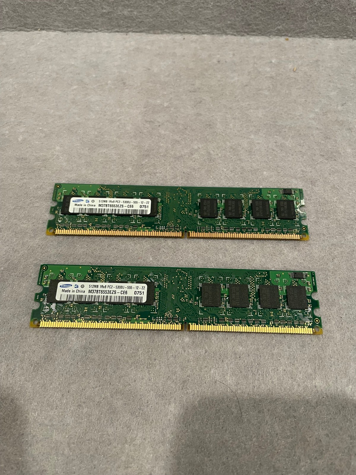 SAMSUNG RAM PC MEMORY 512MB X 2 1GB TOTAL PC2-5300U-555-12-ZZ