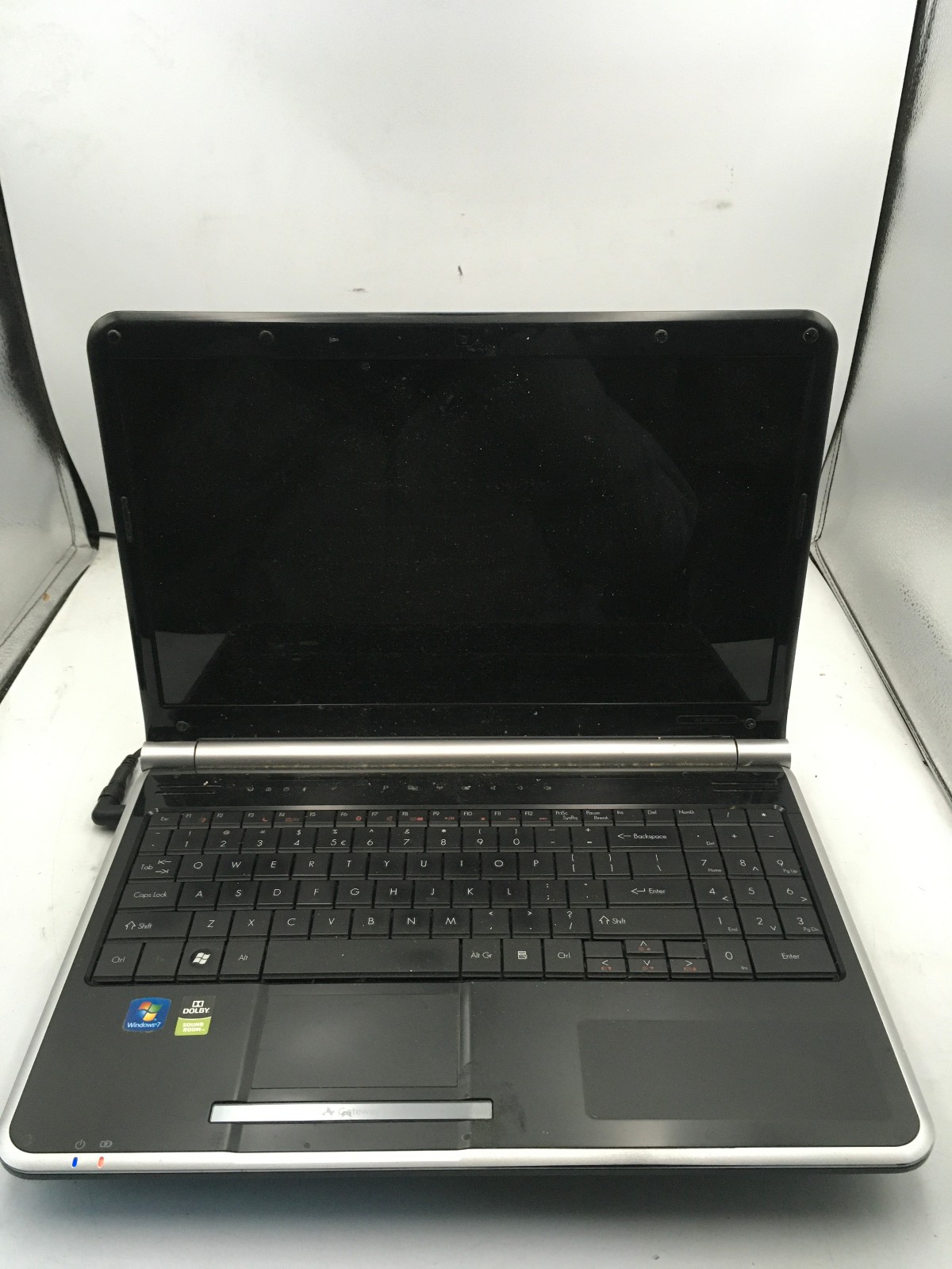 GATEWAY MS2285 NV53 - FOR PARTS/NO BOOT - AMD ATHLON - 4GB RAM - READ DESC - BB
