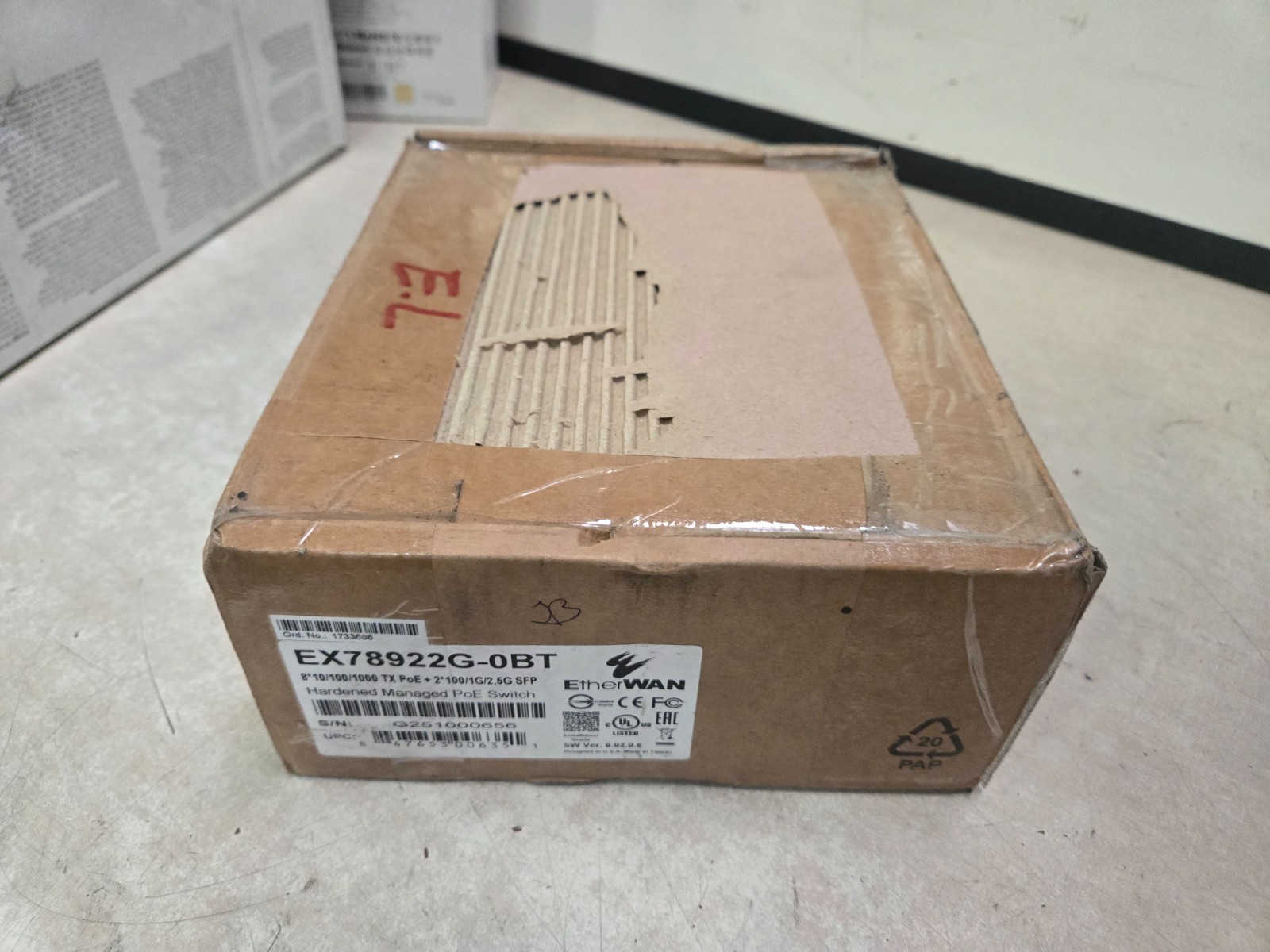 EtherWAN EX78900G Series Hardened Managed 8-Port Gigabit (EX78922G-0BT) NOB