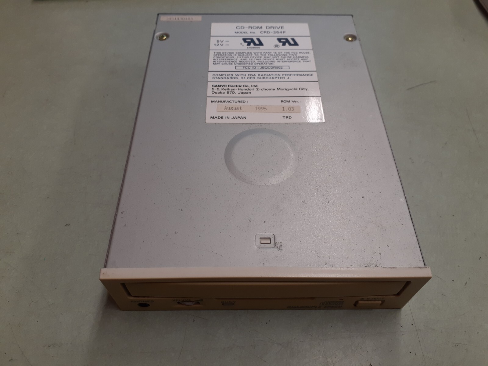 Sanyo Electric CRD-254P CD-Rom Drive - Yellow Bezel