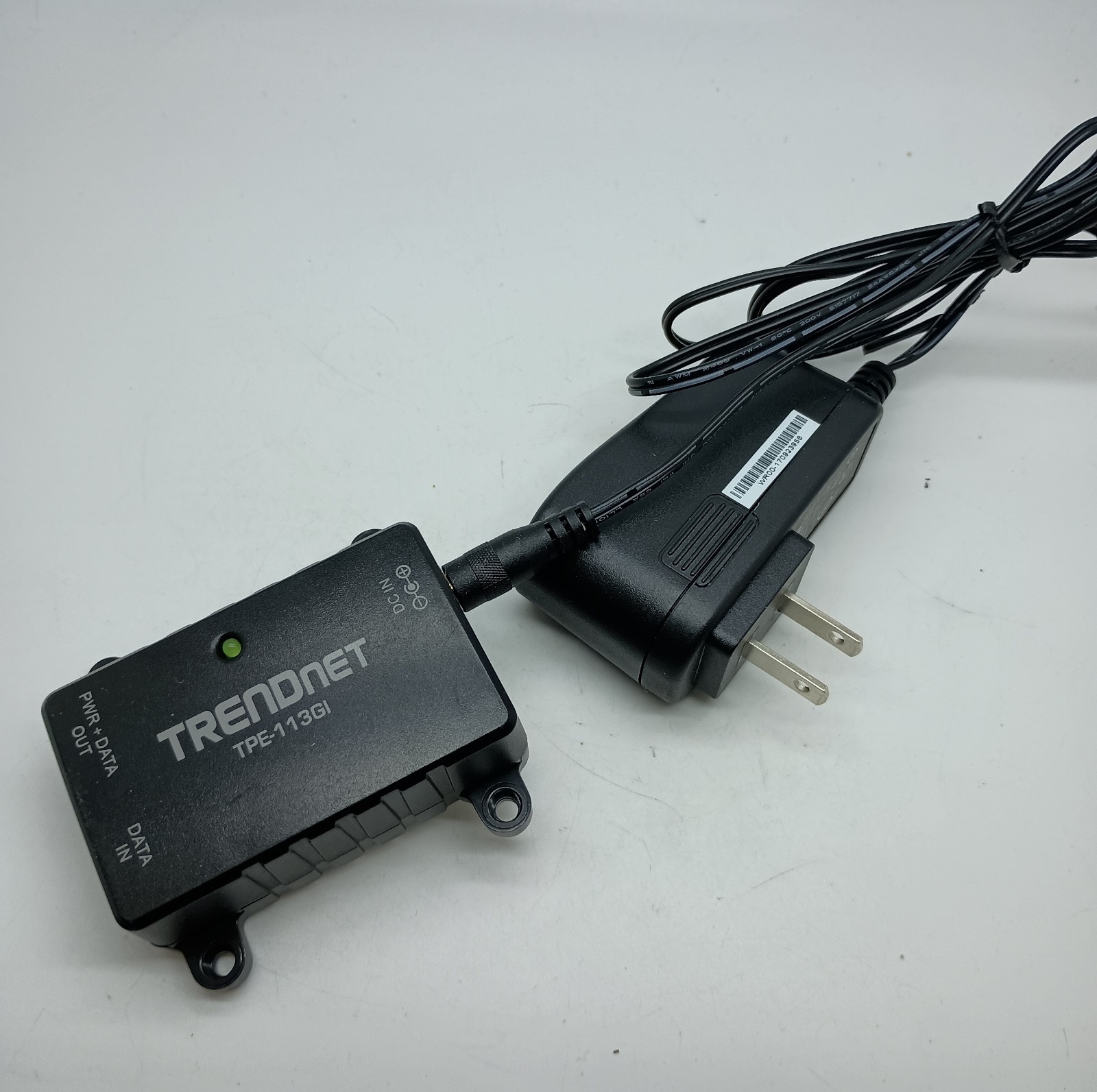 #AA) TRENDnet TPE-113GI Gigabit Power Over Ethernet PoE Injector