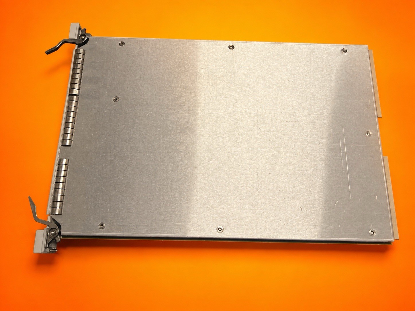 E4208C HEWLETT PACKARD VXI SCSI DISK MODULE HP AGILENT E4208