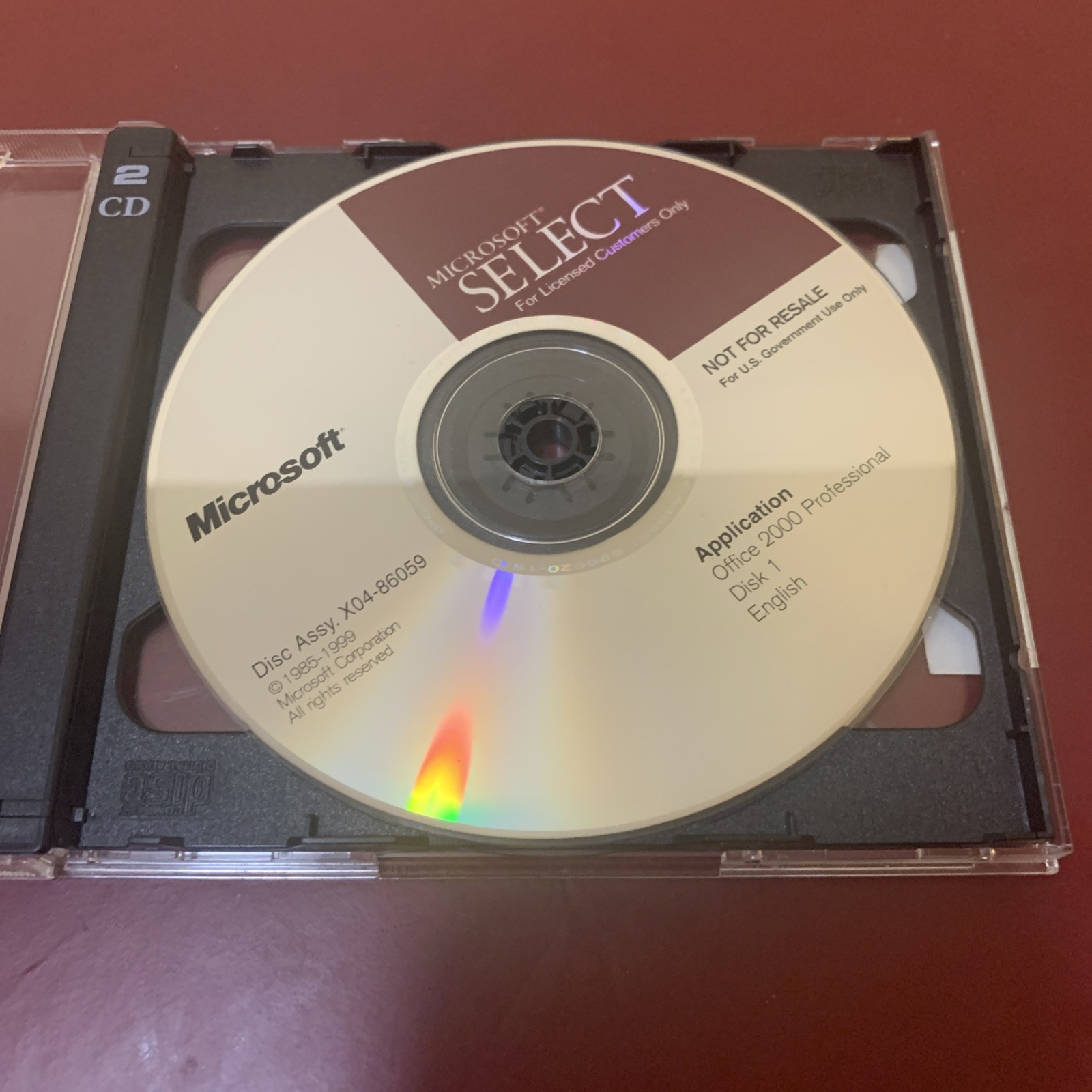 Vintage Microsoft SELECT CD-ROM - May 1999 Release Burgundy