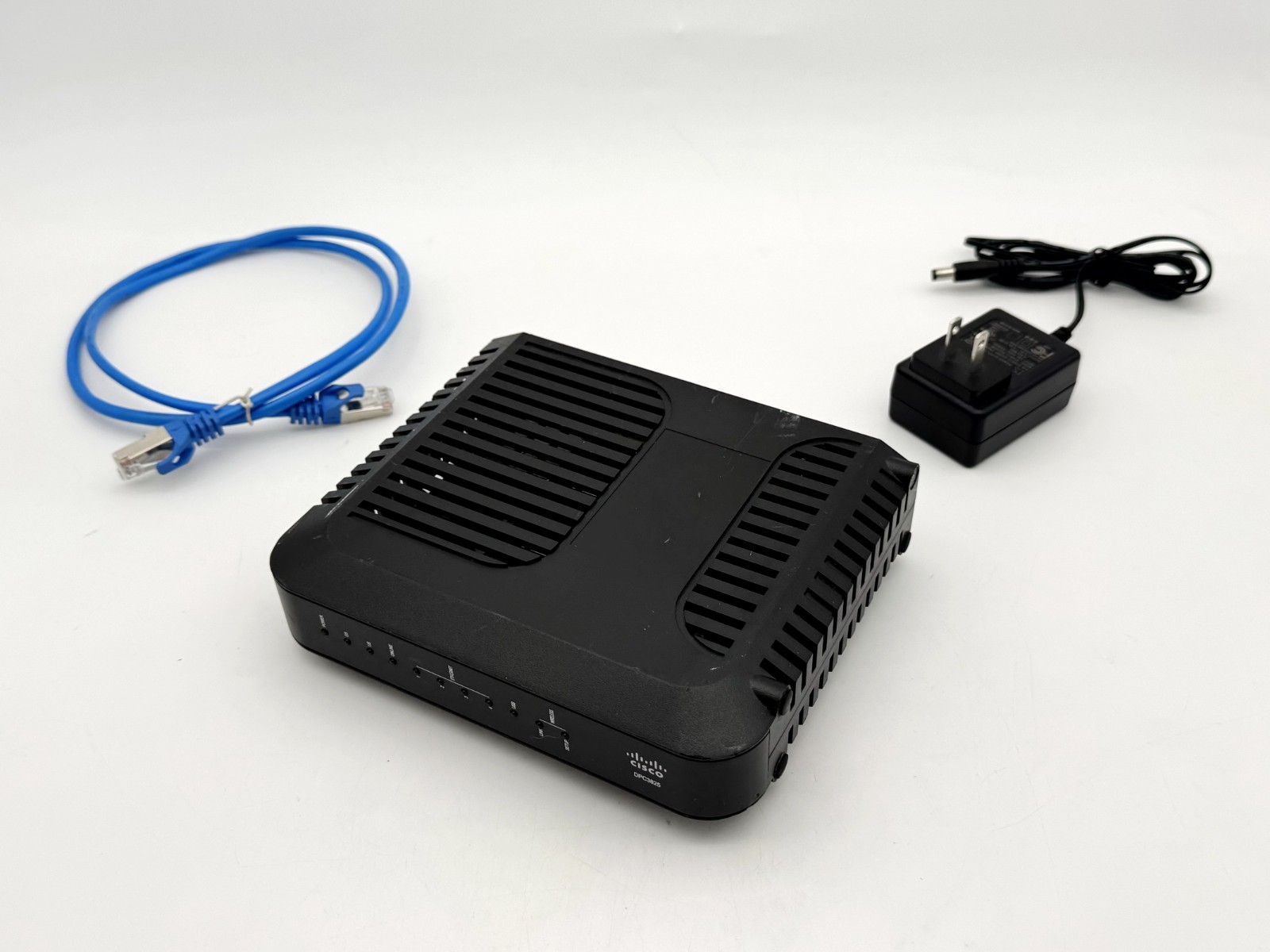 CISCO DPC3825 DOCSIS 3.0 CABLE MODEM WIFI ROUTER 4-PORT 2.4GHZ 802.11N W ADAPTER