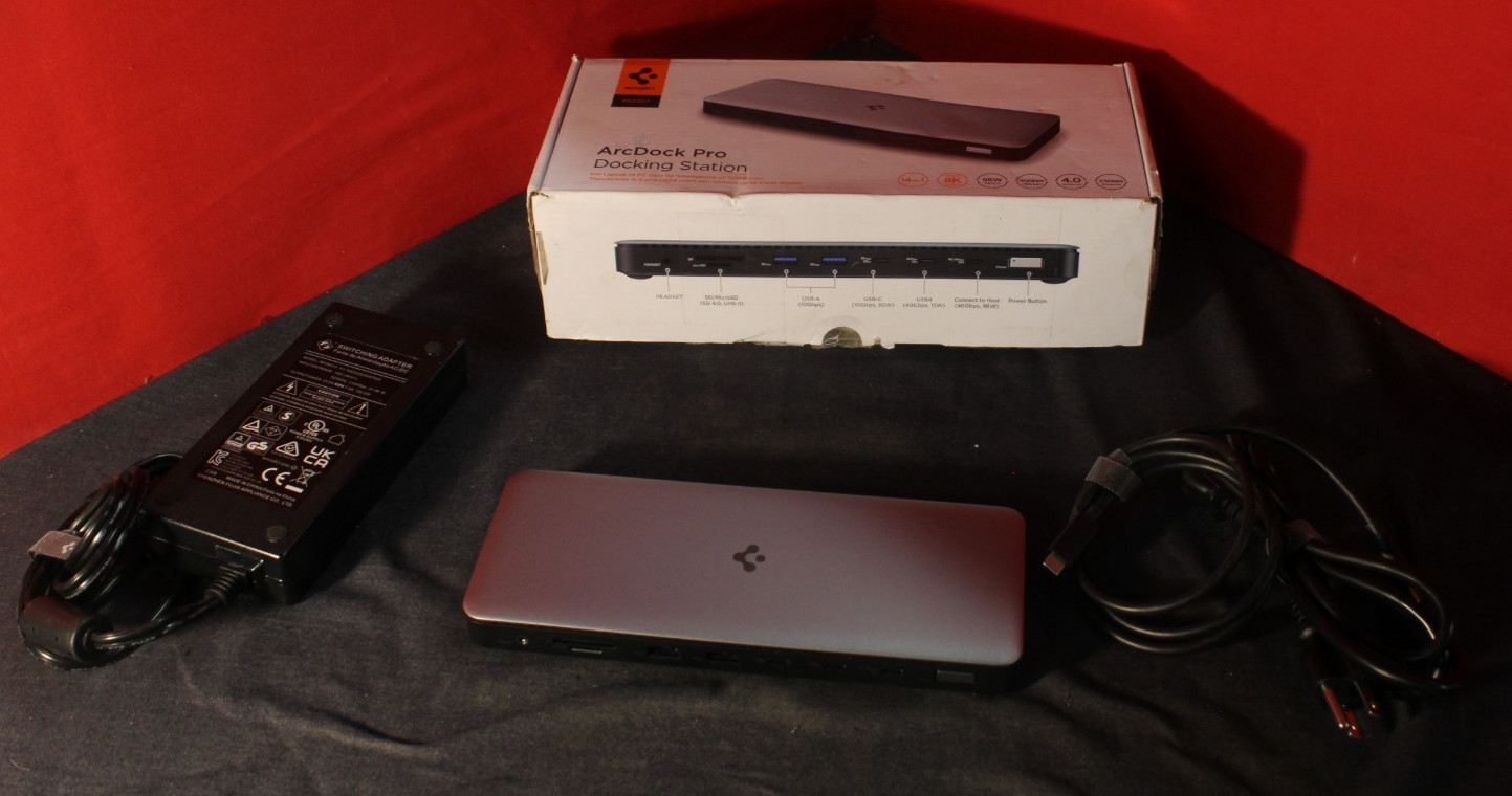 Spigen ArcDock Pro - 14 In 1  Computer Docking Station (PD2307) AO4080456