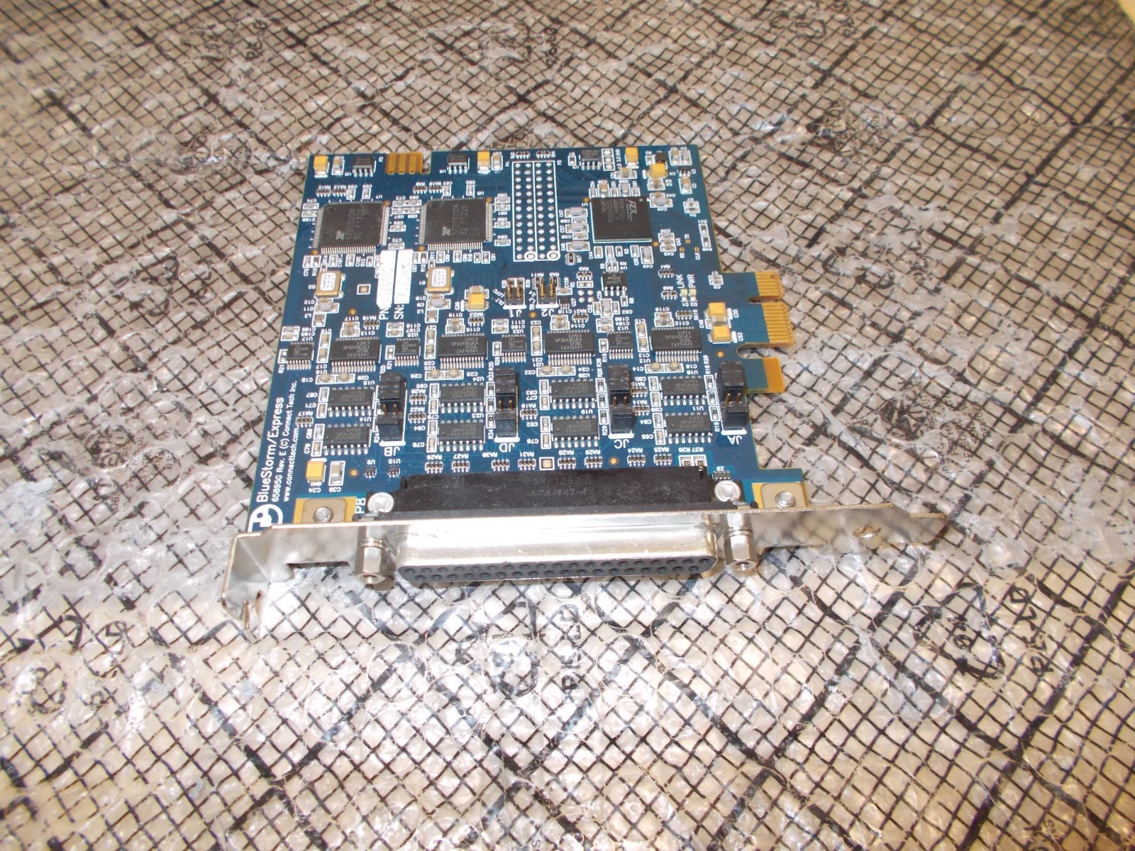 Connect Tech Bluestorm/Express 65895G REV:E (C) PCI-E X1 Serial Adapter Card