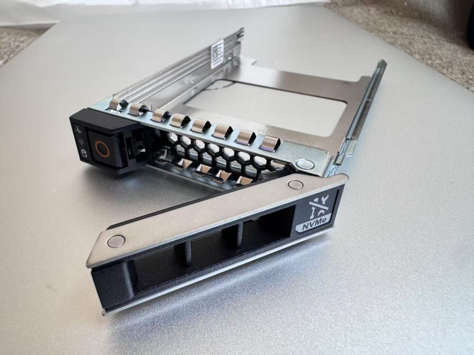 Lot Dell MKC9M GEN14/G15 2.5" HDD Caddy Tray R750 R650 R550 R450 T550 T350 R640