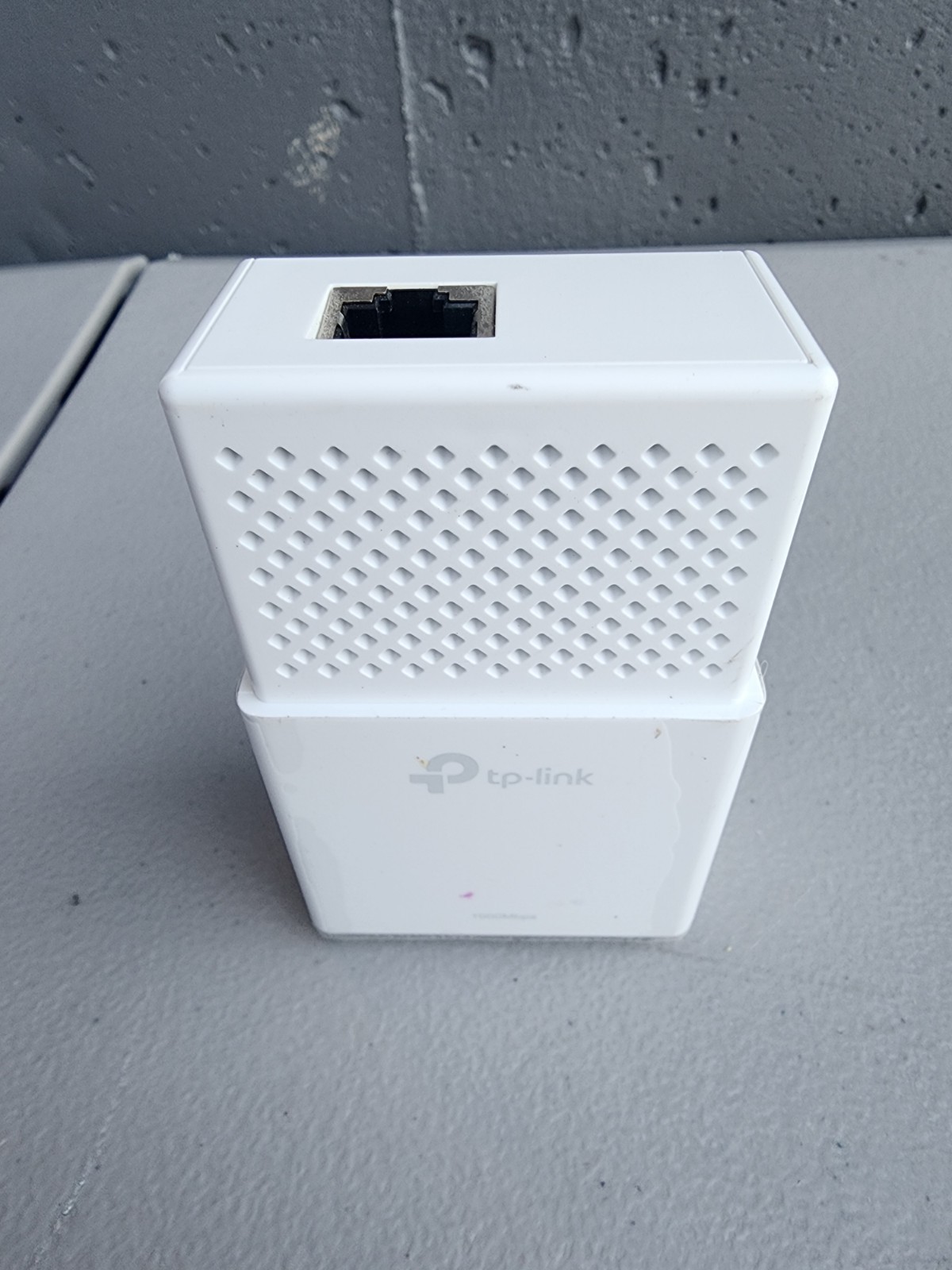 TP-Link TL-PA7010 (US) Ver: 3.0 AV1000 1000Mbps Gigabit Powerline Adapter 1-Port