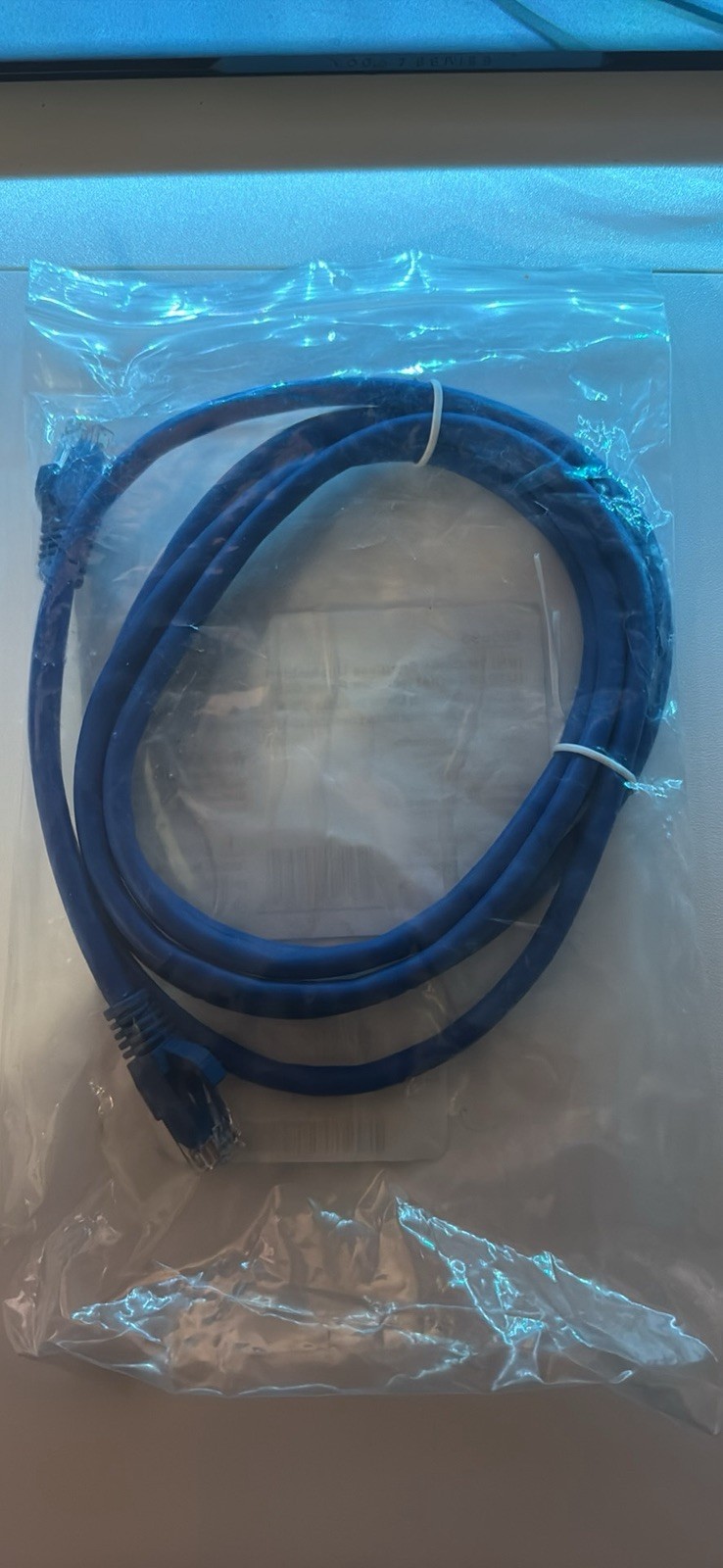 NEW C2G 00695 7ft CAT6A Snagless Unshielded UTP Ethernet Cable, Blue (D7)