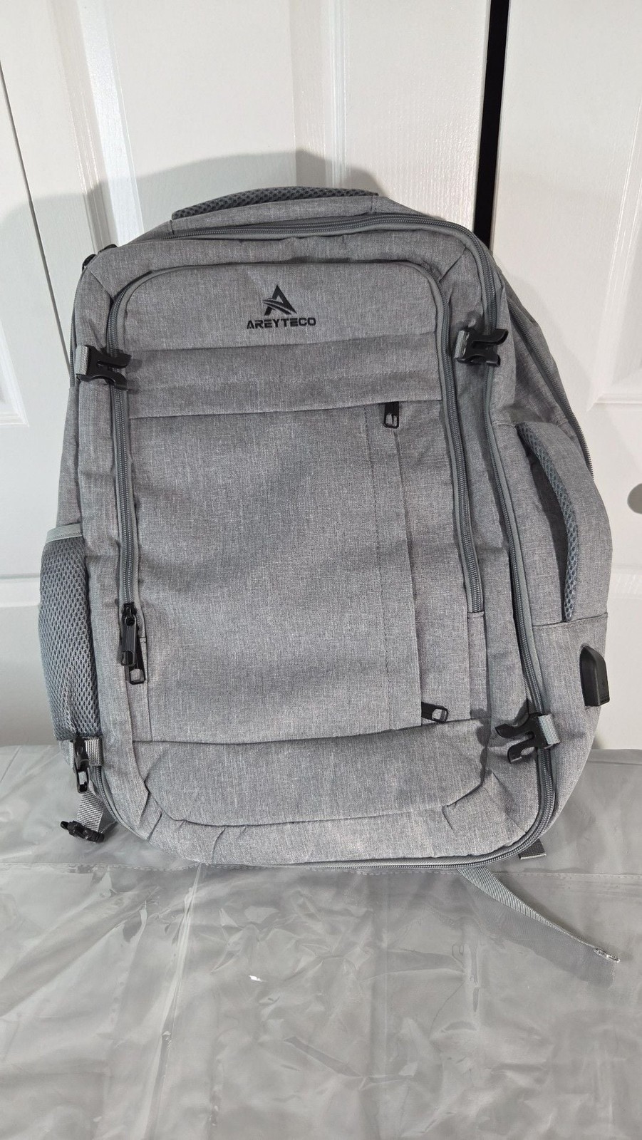 AREYTECO Large Travel Laptop Backpack with USB Charging Port Heather Grey