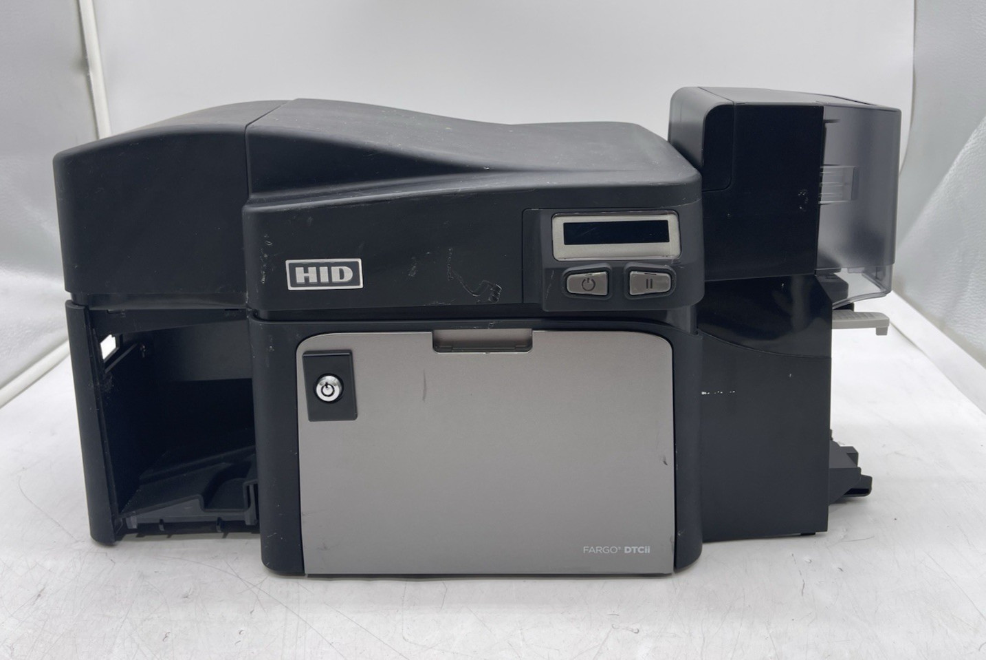 HID Fargo Card Printer  X001800-2 (Missing the key)*FOR PARTS*