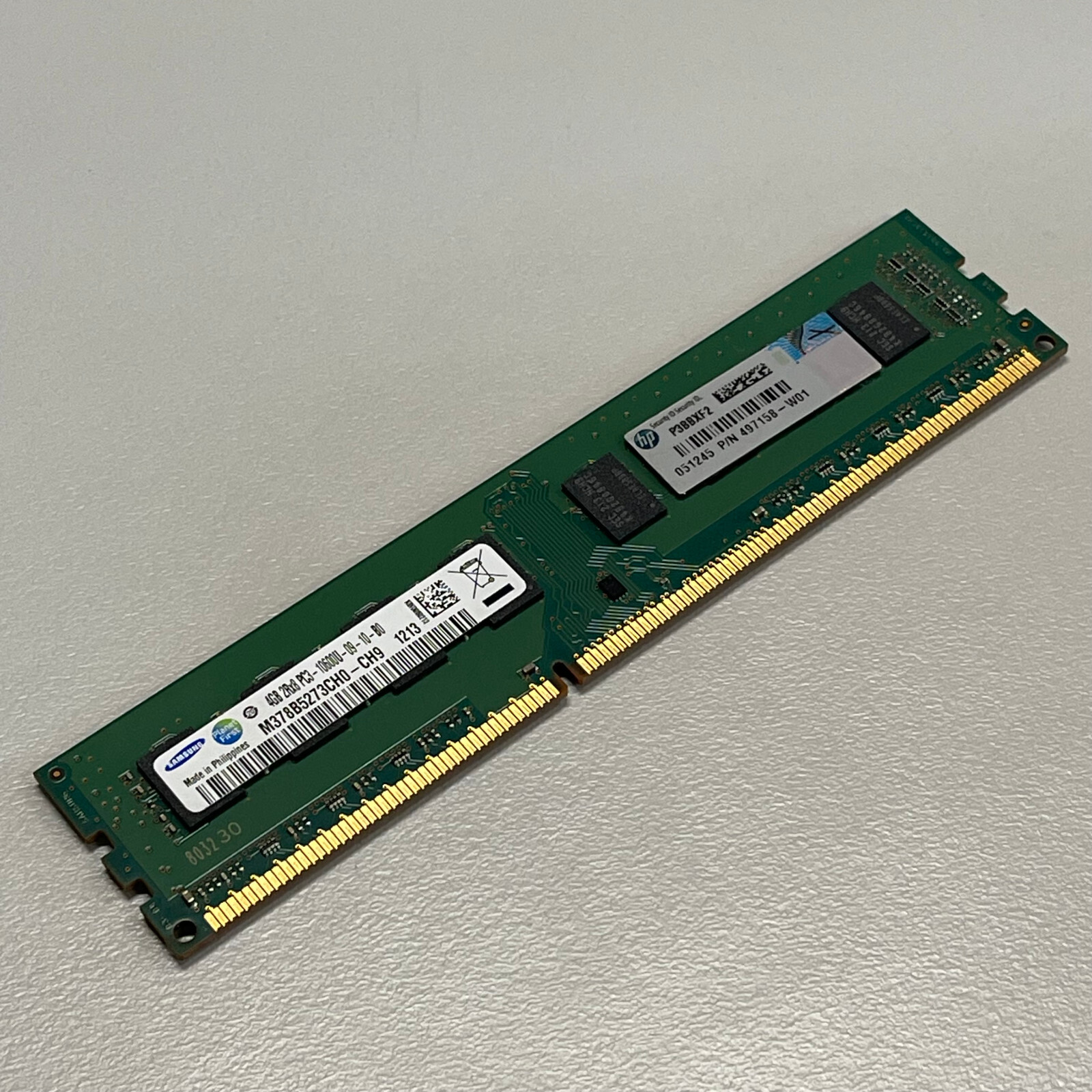 Samsung 4GB DDR3 RAM PC3-10600 1333MHz non-ECC Unbuffered CL9 M378B5273CH0-CH9