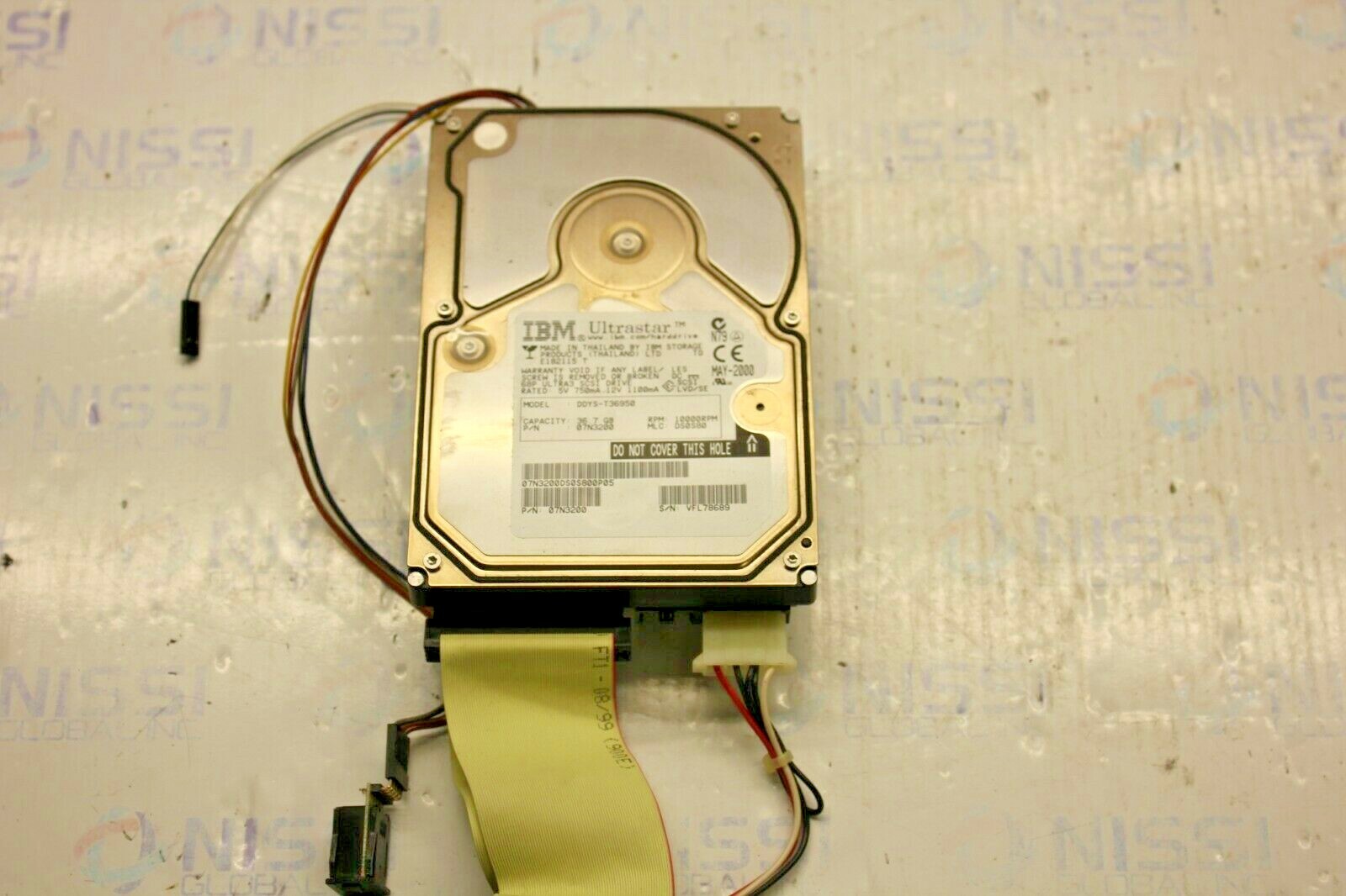 IBM ULTRASTAR DDYS-T36950 SCSI DRIVE