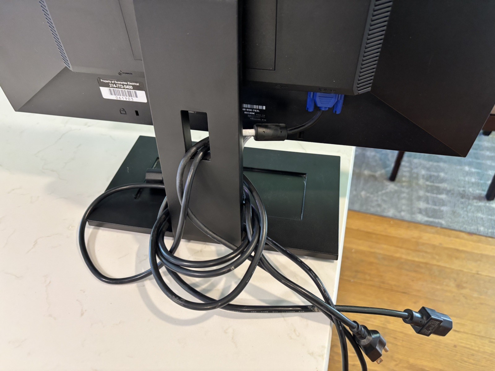 Dell G2210T 22” FHD Widescreen LCD Monitor Display DVI VGA