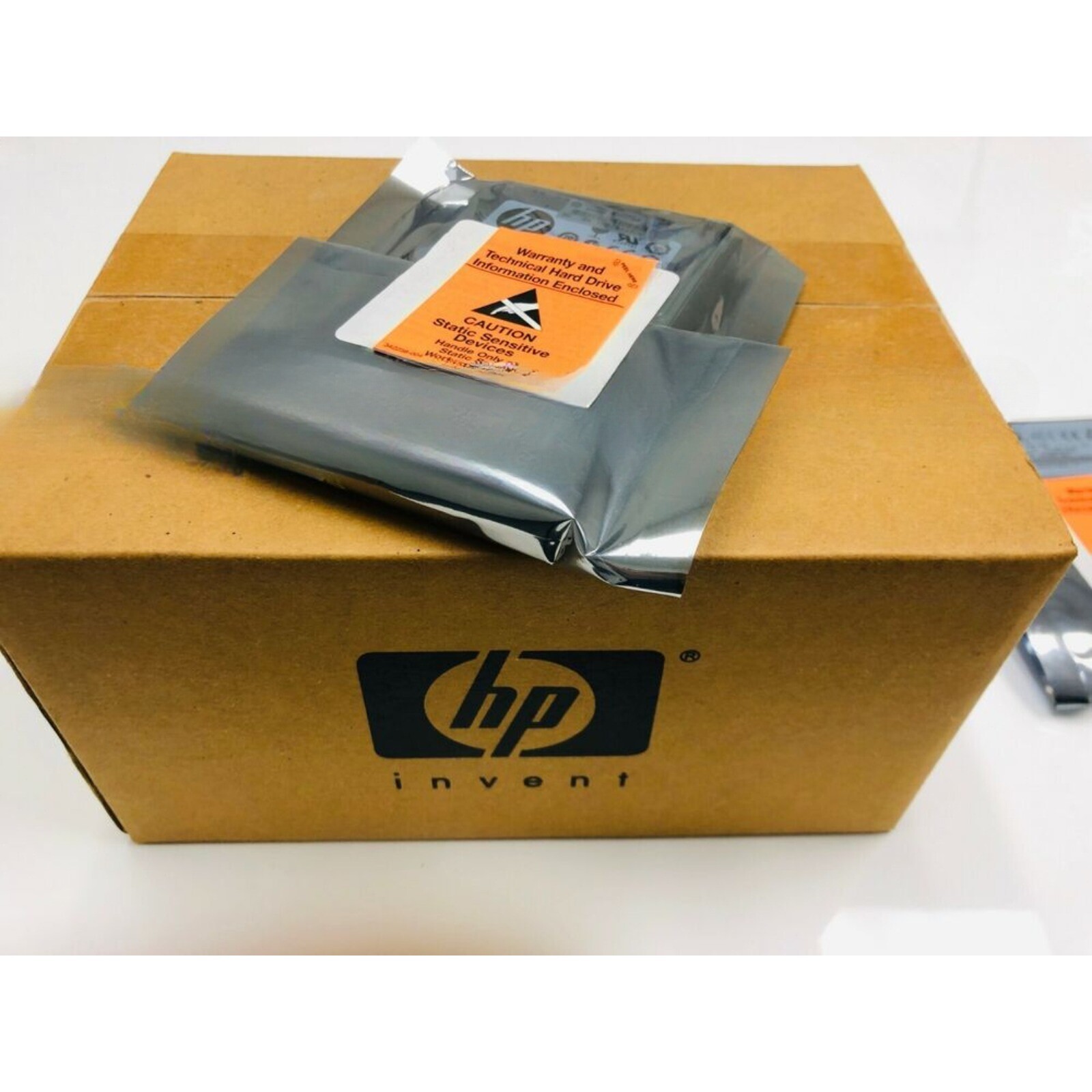NEW HPE 1.2TB 6G SAS 10K SFF 2.5" G8 G9 HDD 697574-B21 697631-001