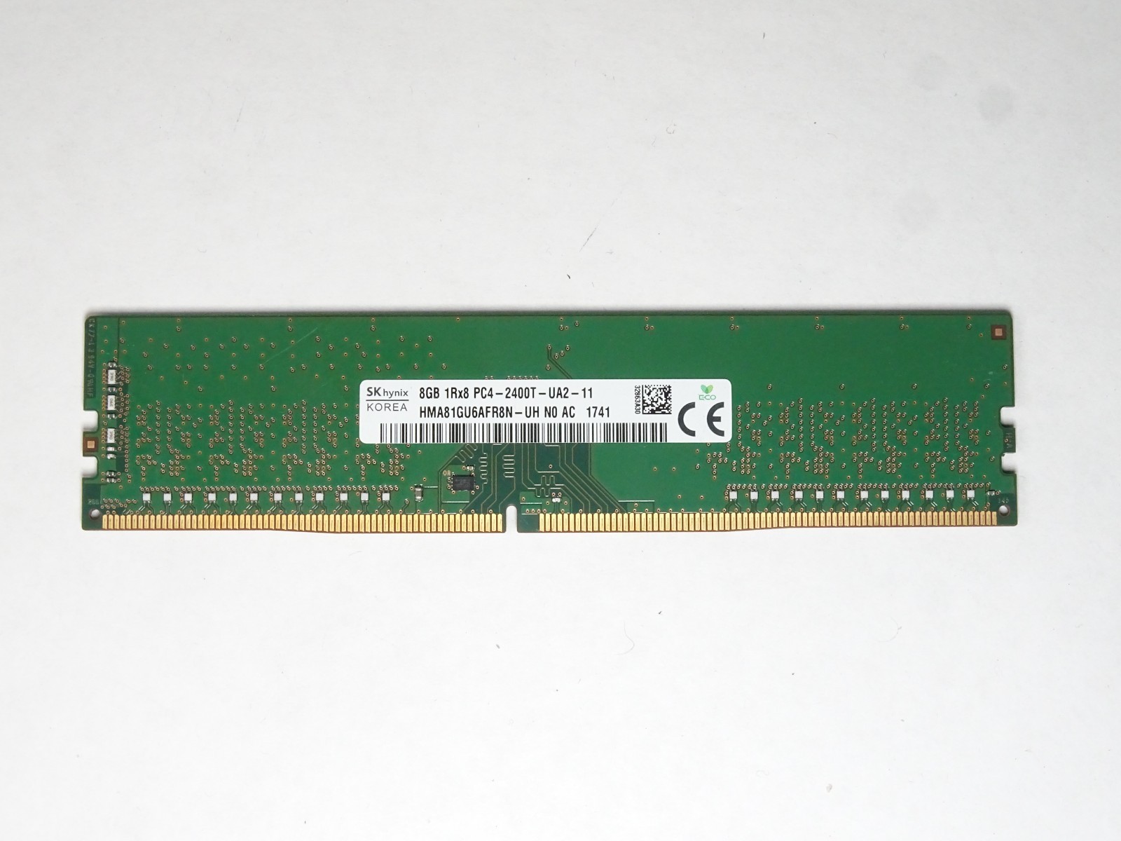 SK Hynix 8GB DDR4-2400 PC4-19200 1Rx8 UDIMM Desktop RAM (HMA81GU6AFR8N-UH)