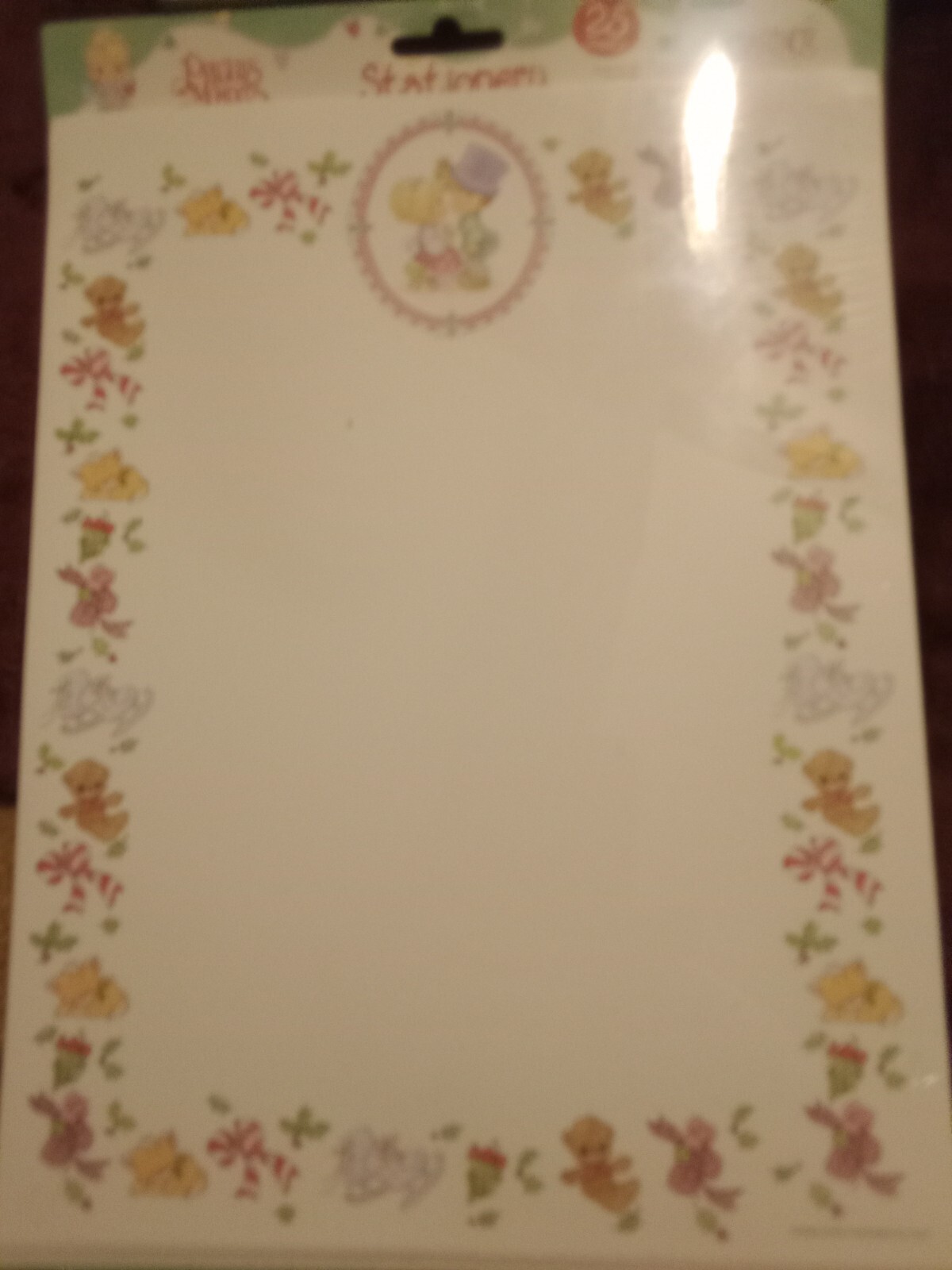 New Holiday Precious Momnts 25 sheets 8 1/2" x 11" Christmas Letters Family Bows
