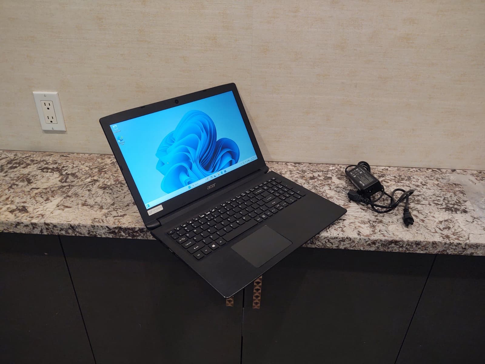 Great laptop for school, work or retro gaming Aspire 3 A315-53 15.6"