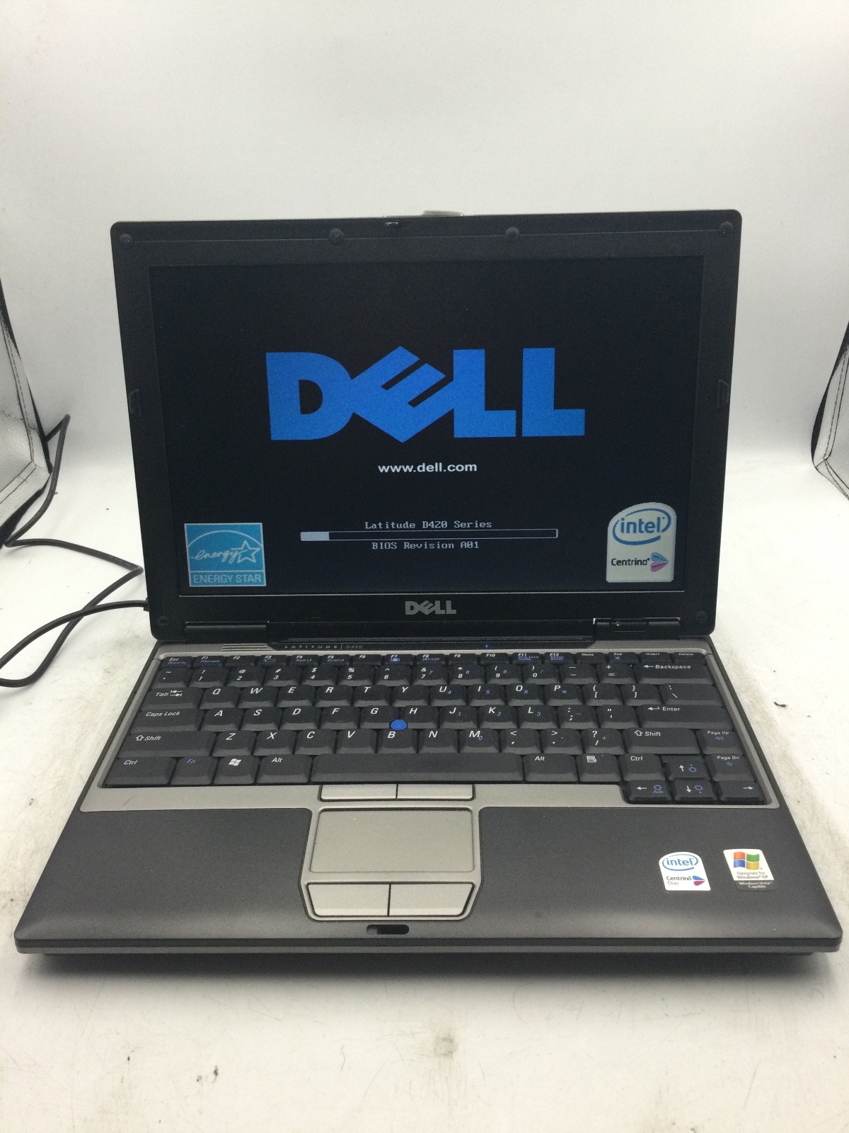 DELL LATITUDE D420 - FOR PARTS - INTEL CENTRINO - NO RAM - READ DESCRIPTION - BB