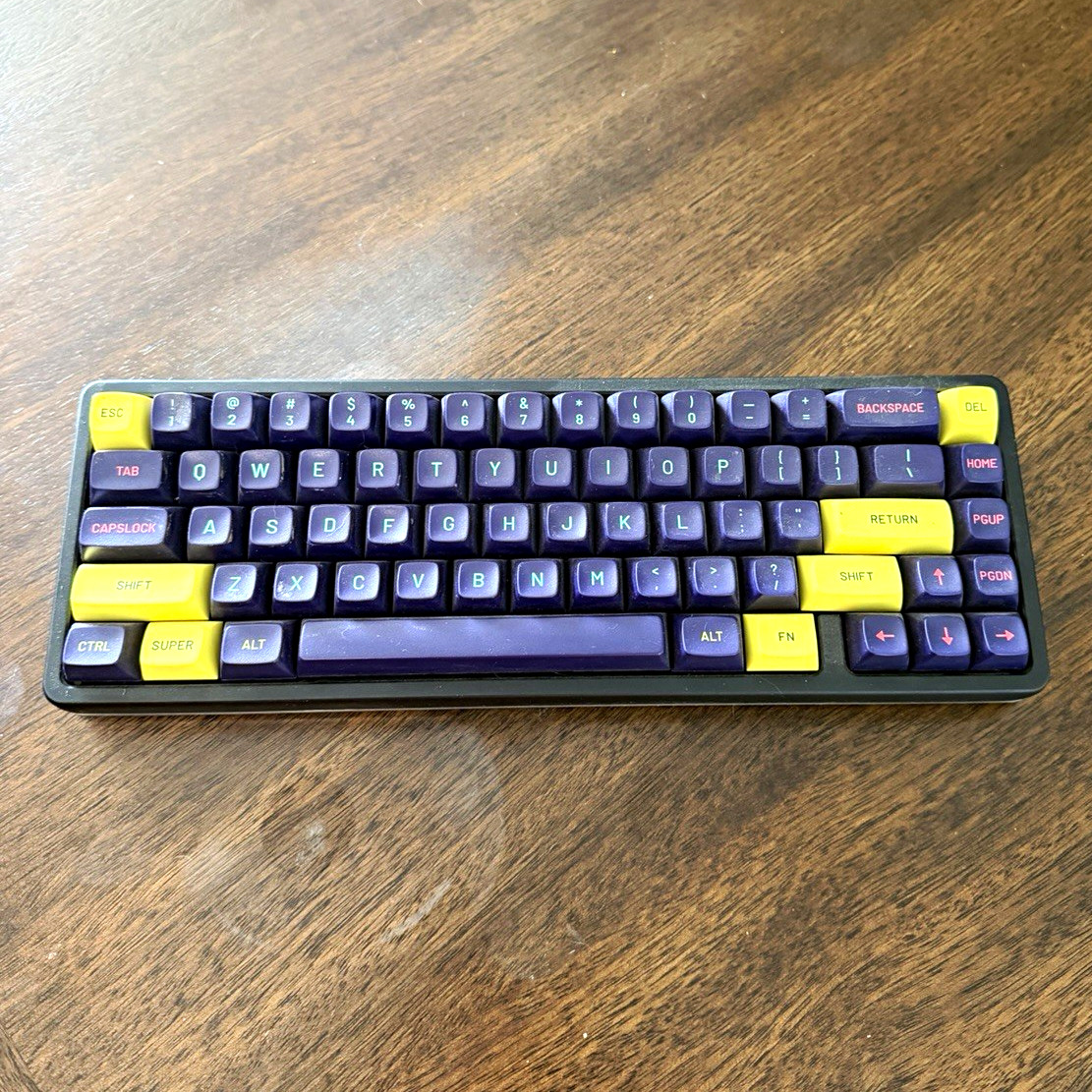 Drop ALT High Profile Keyboard Box White + MiTo MT3 Cyber Hicent Keycaps