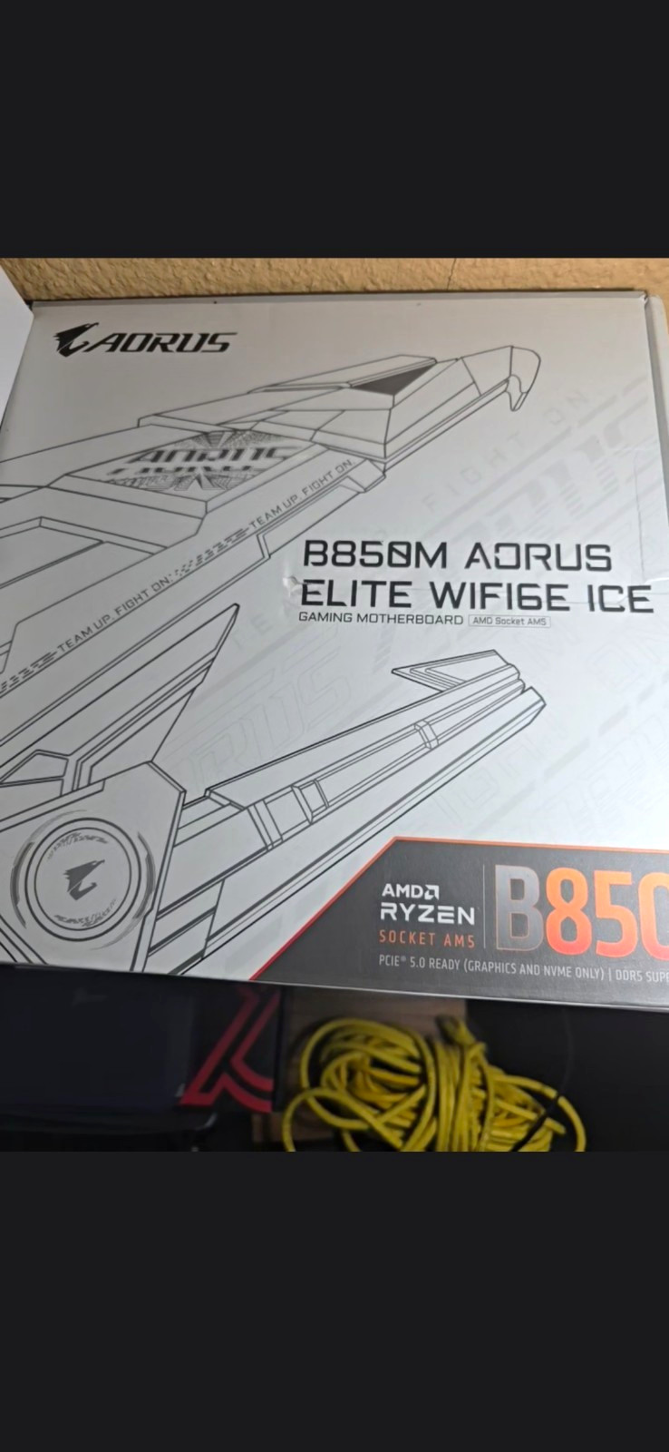 GIGABYTE B850M AORUS ELITE WIFI6E ICE AM5 mATX DDR5 Wi-Fi 2.5GbE HDMI