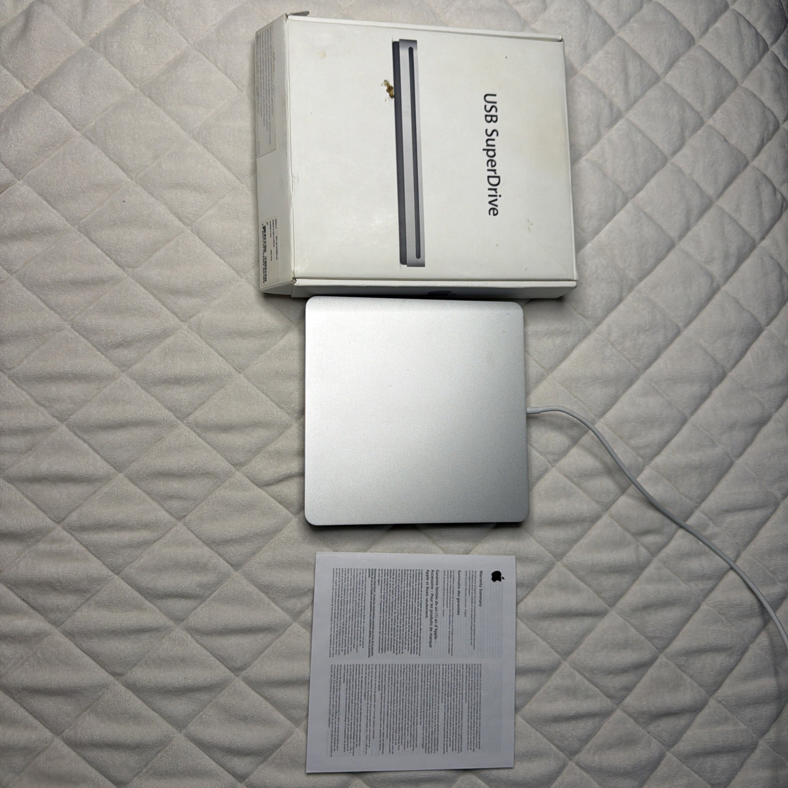 Apple USB SuperDrive A1379 MD564LL/A External CD DVD Drive for Mac - Sealed New