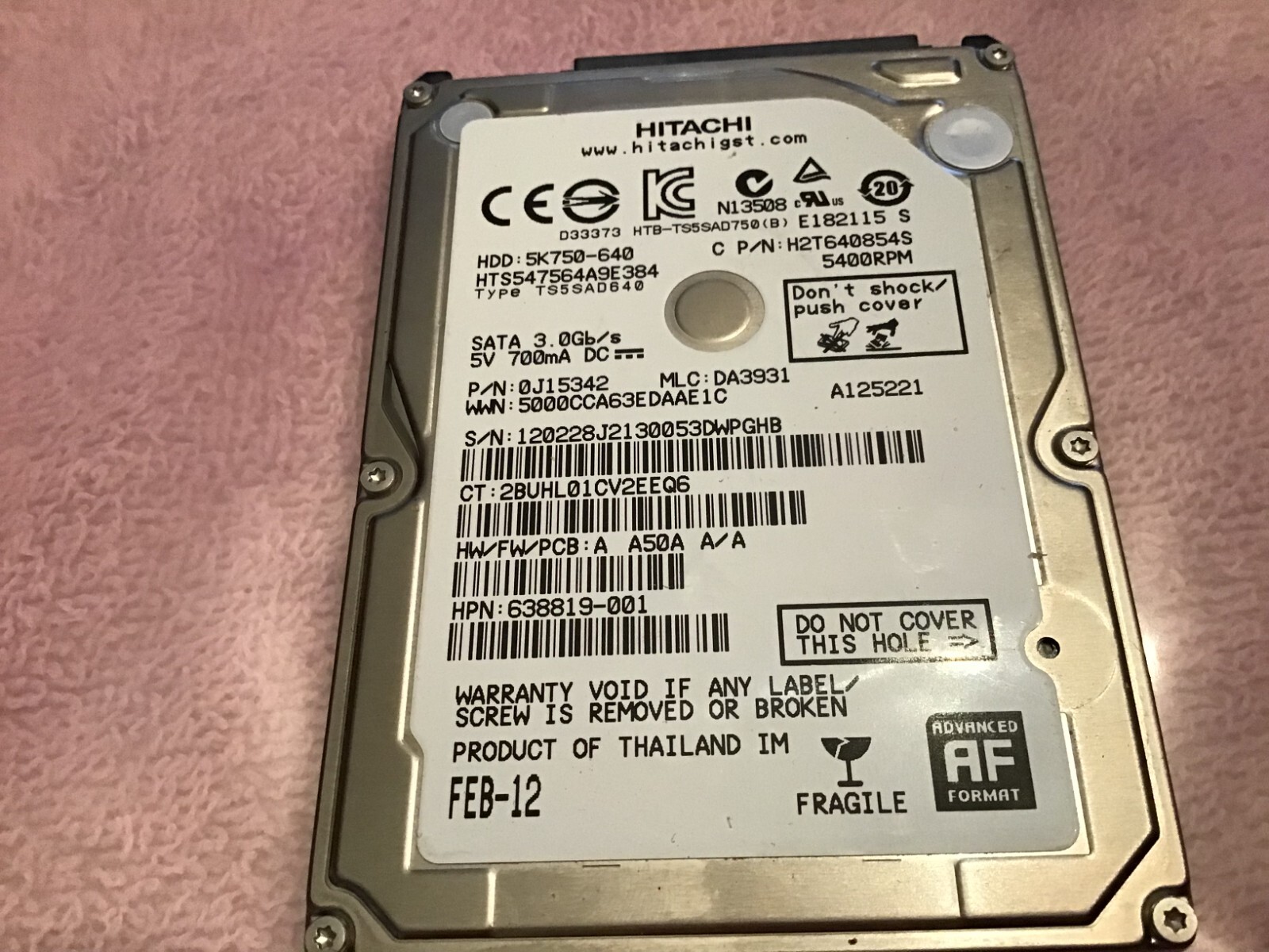 Hitachi HTS547564A9E384 P/N:0J15342 MLC:DA3931 FW: 50A 640GB 2.5" SATA HDD
