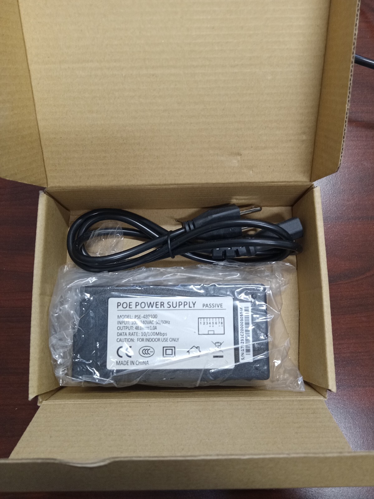 ICREATin 48V 48W Universal PoE Injector - New - Model PSE-480100