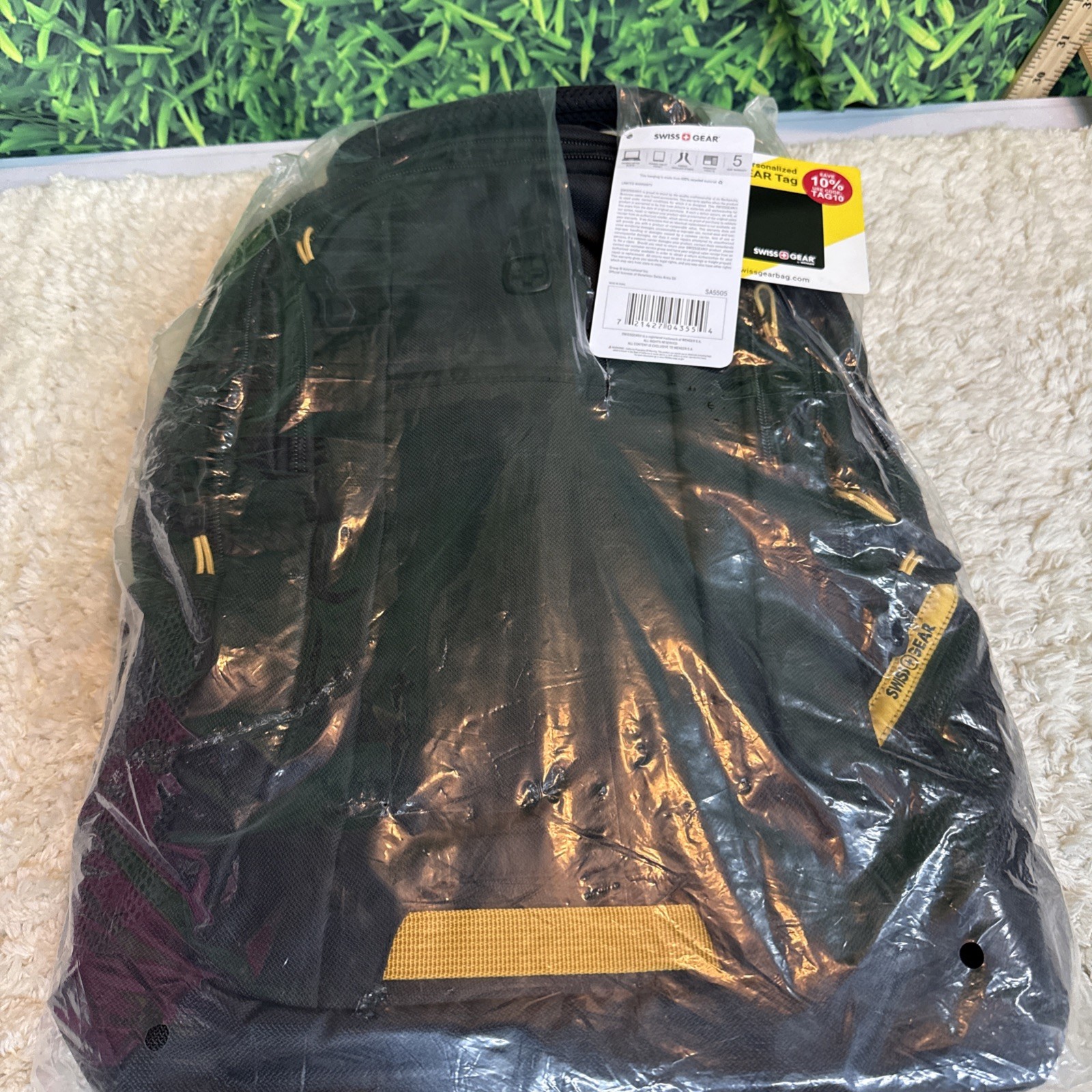 Swiss Gear Cecil Laptop Backpack New Black/Gold