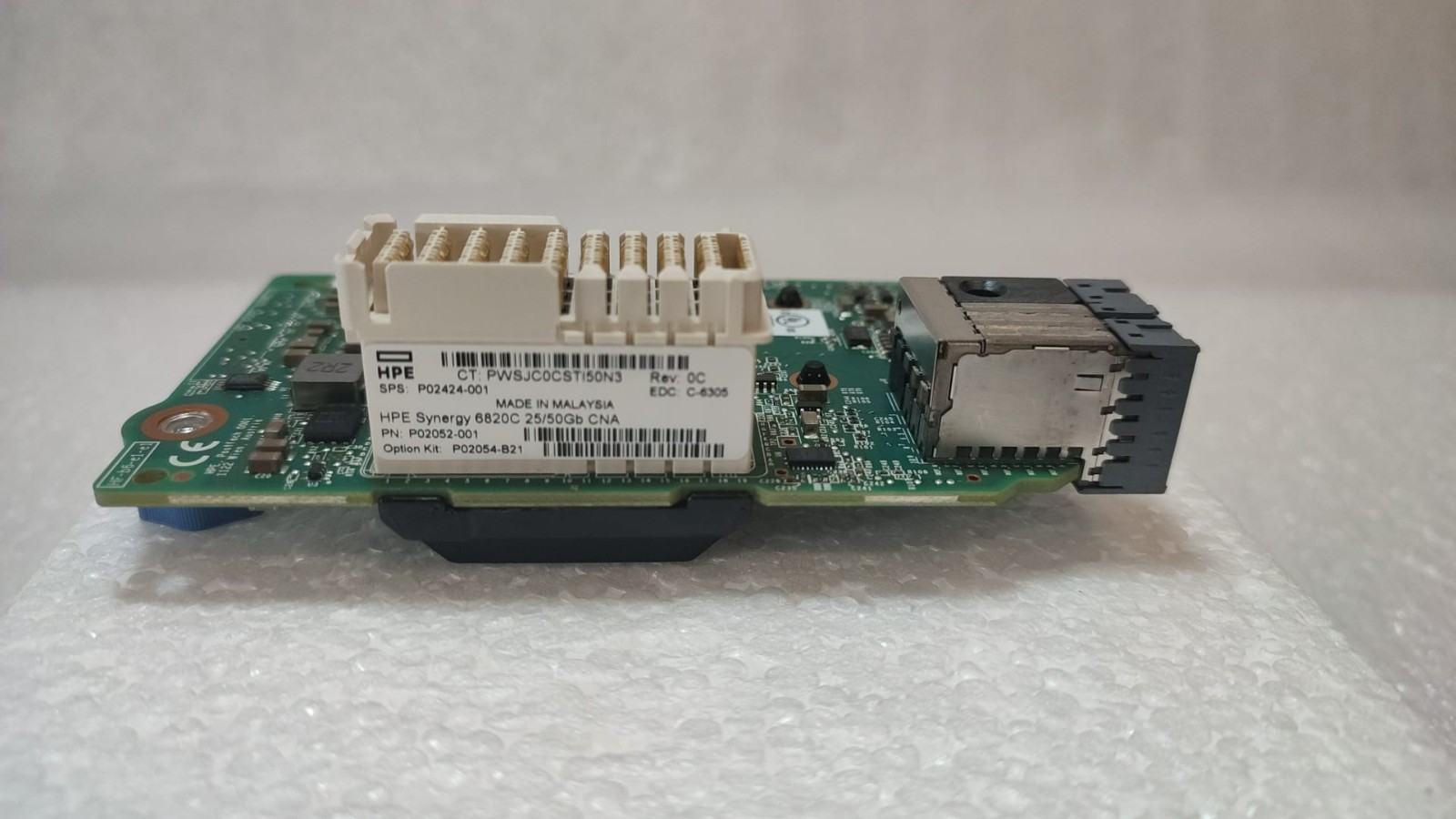 P02424-001 HPE Synergy 6820C 25/50Gb CNA Mezzanine adapter, New