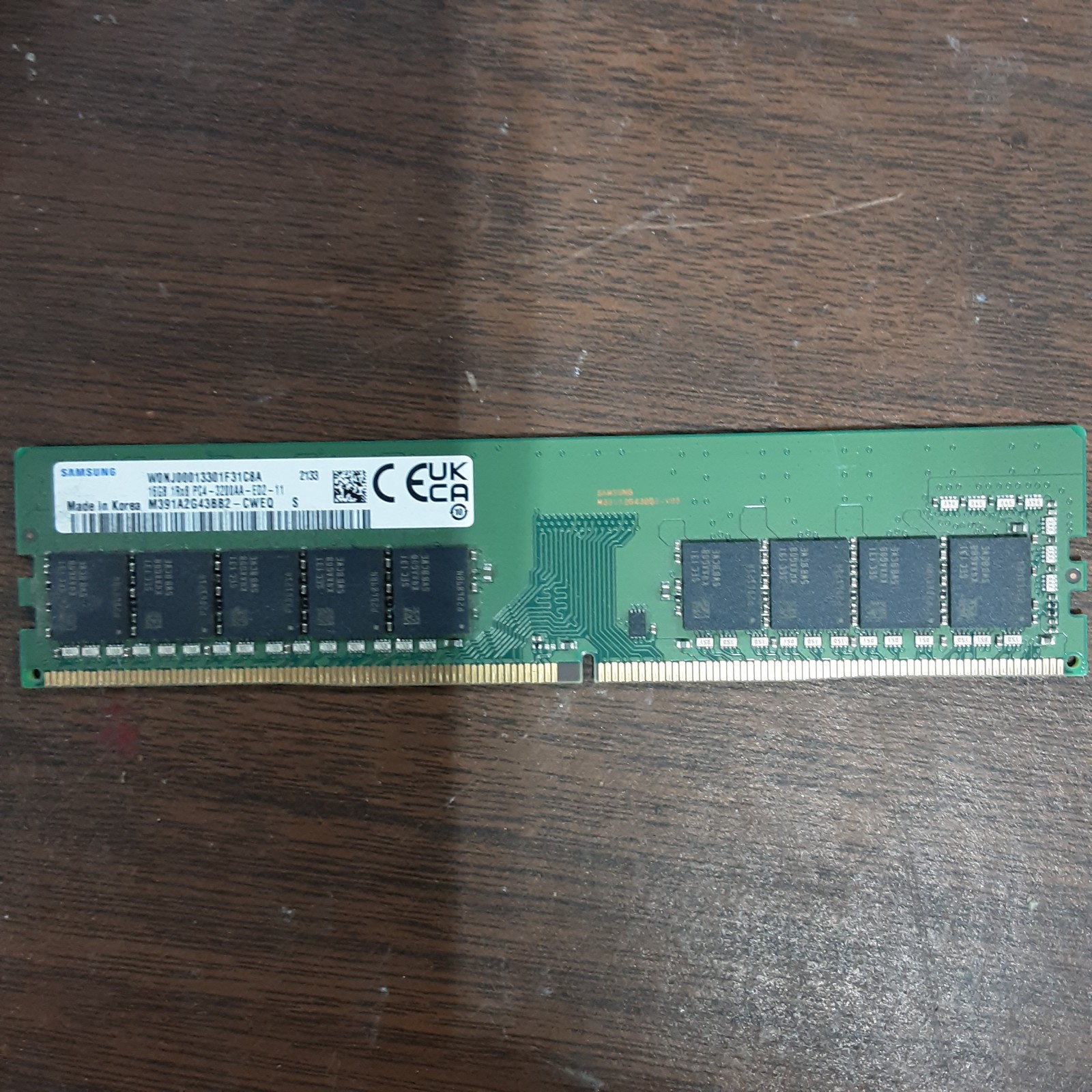 Samsung M391A2G43BB2-CWEQ 16GB 1Rx8 3200AA ECC UDIMM Single Socket Server Memory