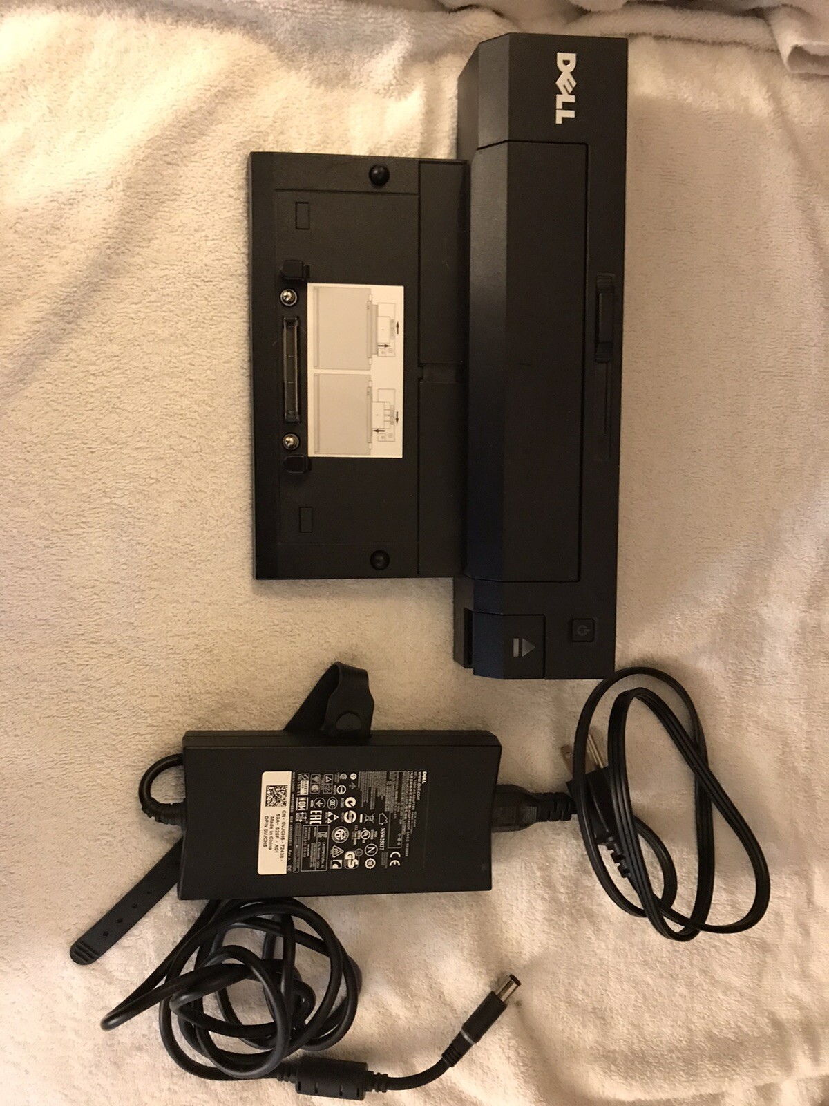 Dell Laptop Docking Station E-Plus PRO2X With Dell 130W AC adapter DP vJCH5